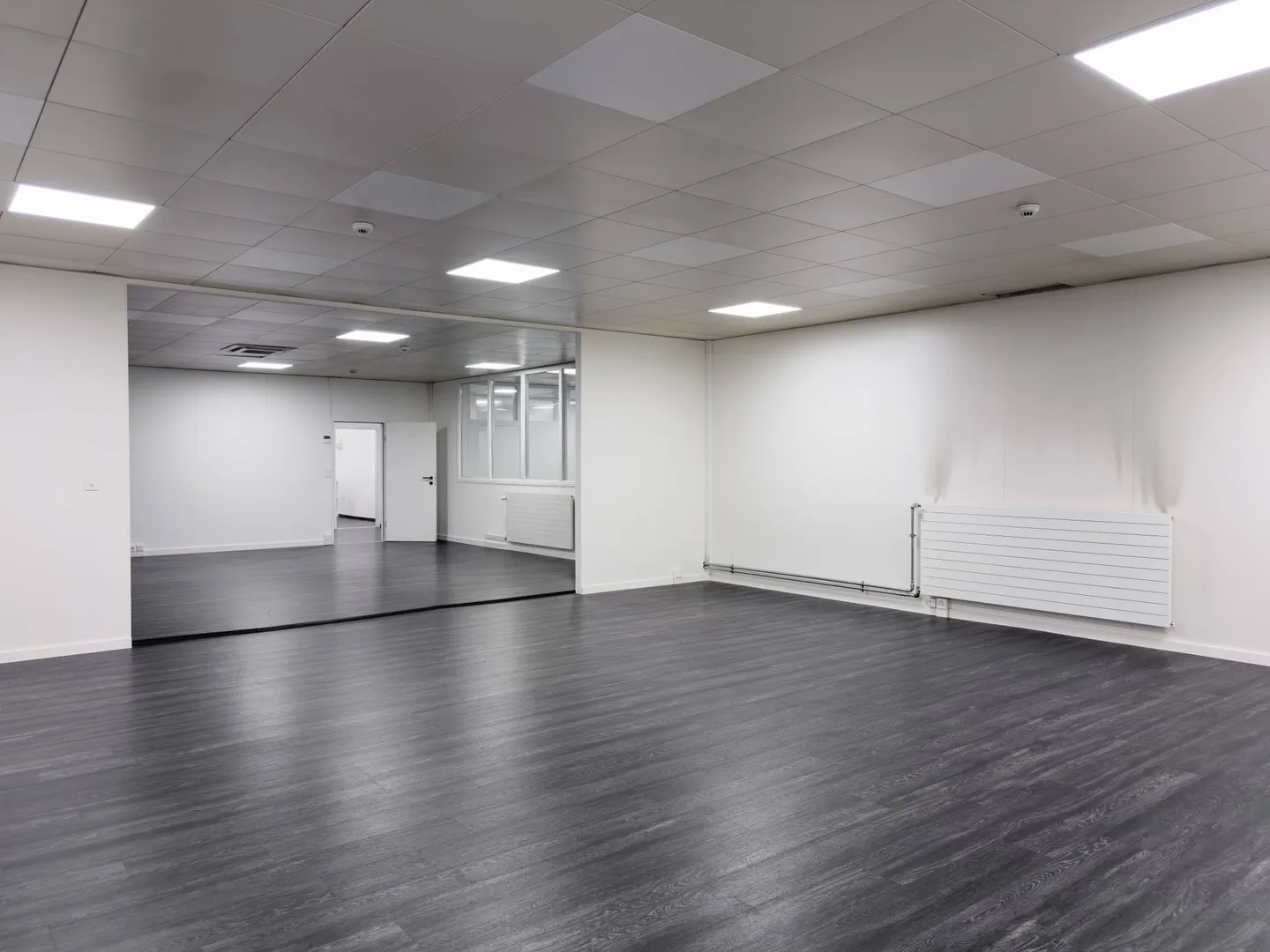 Spazio uffici/laboratori di 337m2 a Satigny - Foto 2 di 11