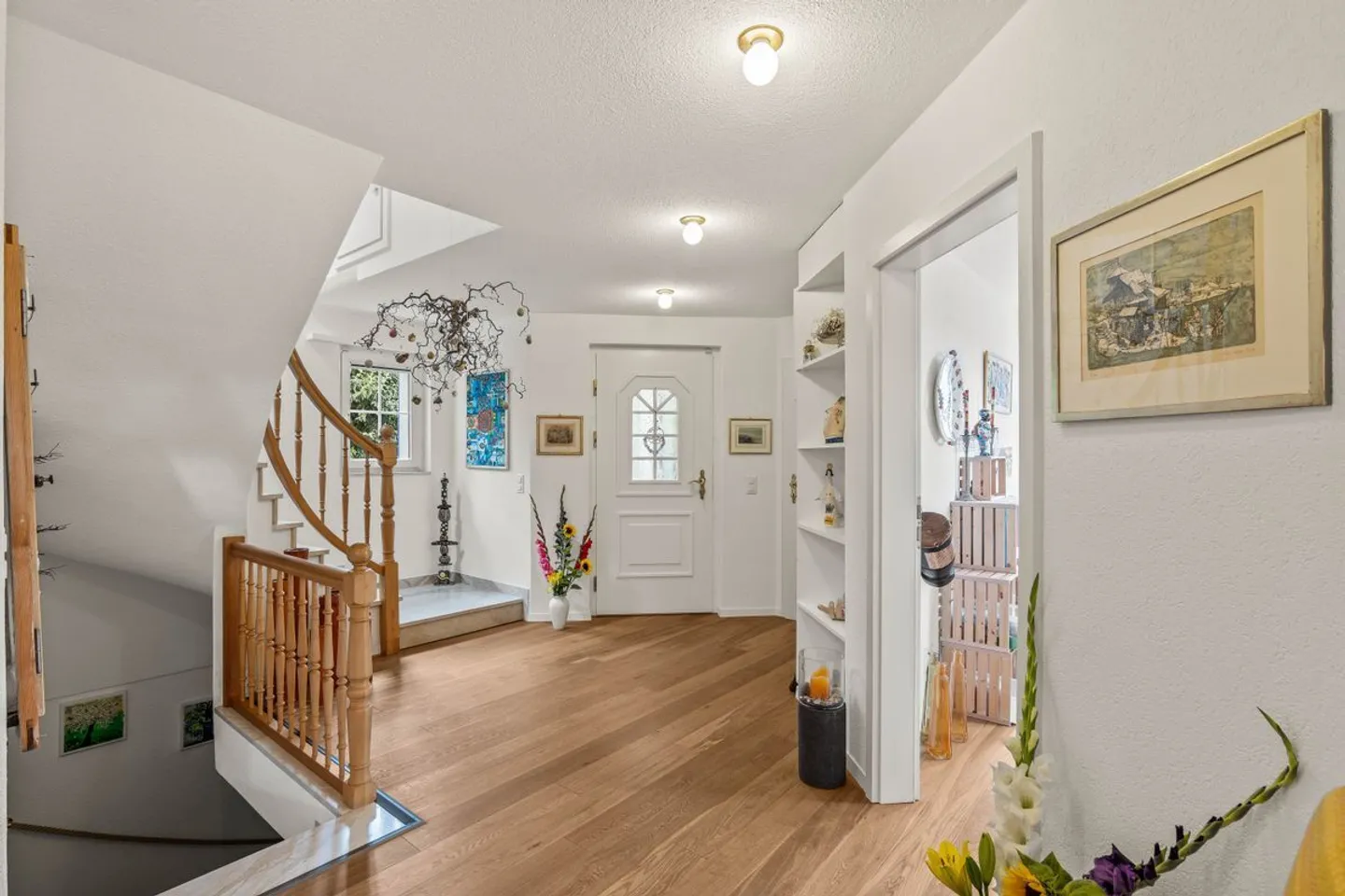 Maison individuelle exclusive de 7,5 pièces avec jardin d'hiver et installation solaire - Photo 7 sur 12