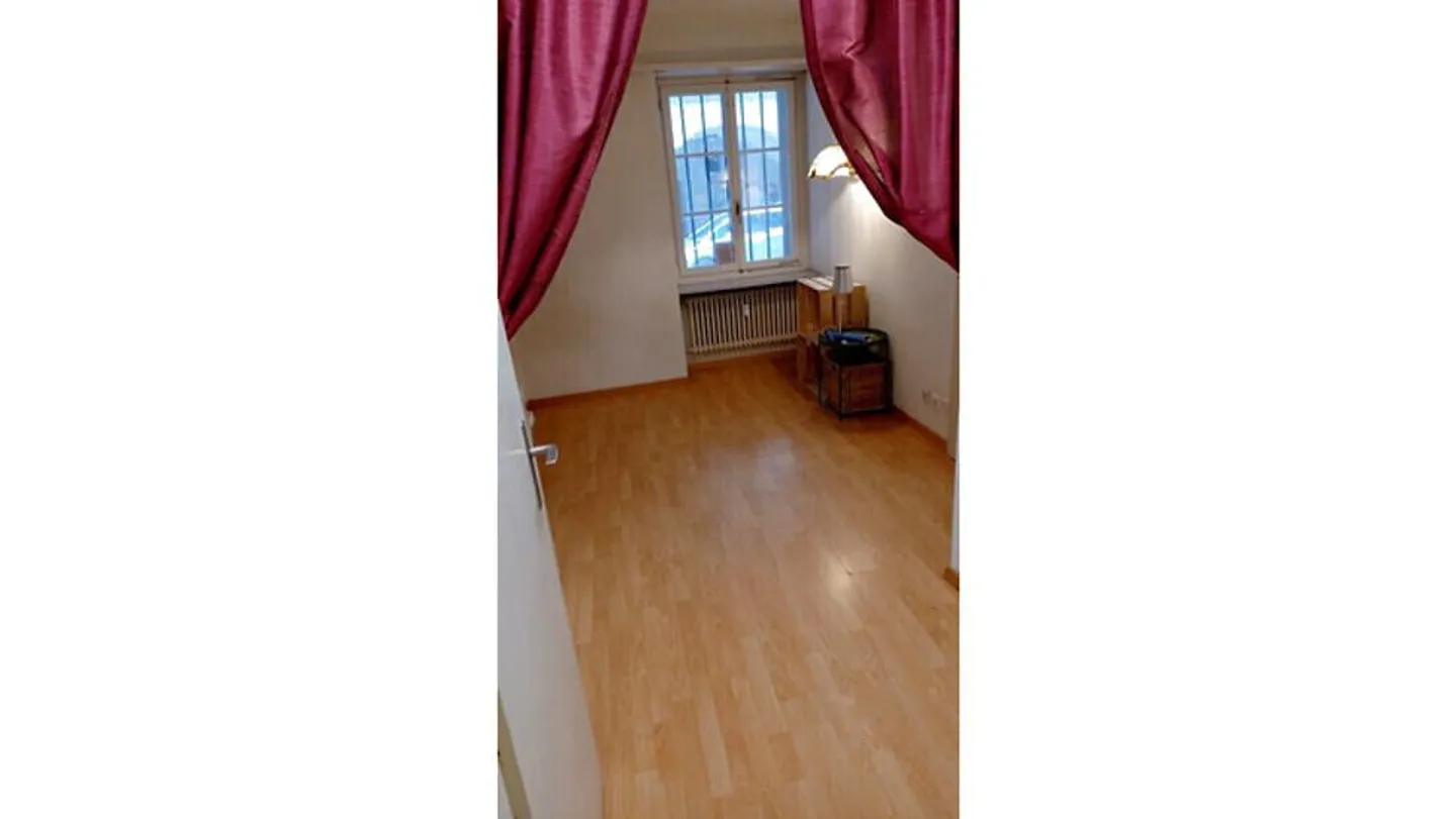 STUDIO IN BERN - OLD TOWN, FURNISHED - Photo 2 of 7