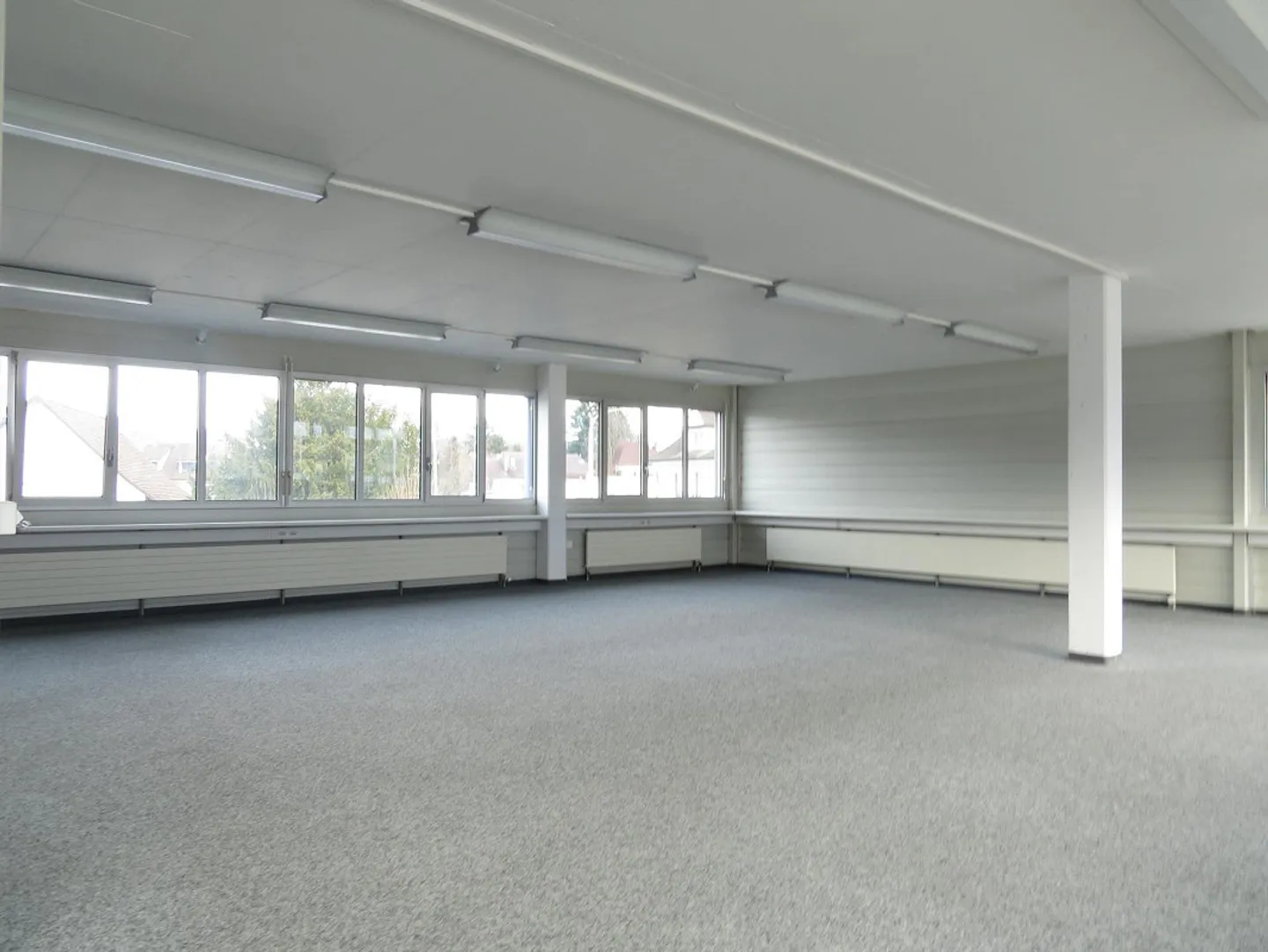 Spacious Attic Office in the Geelig Quarter - Photo 4 of 8