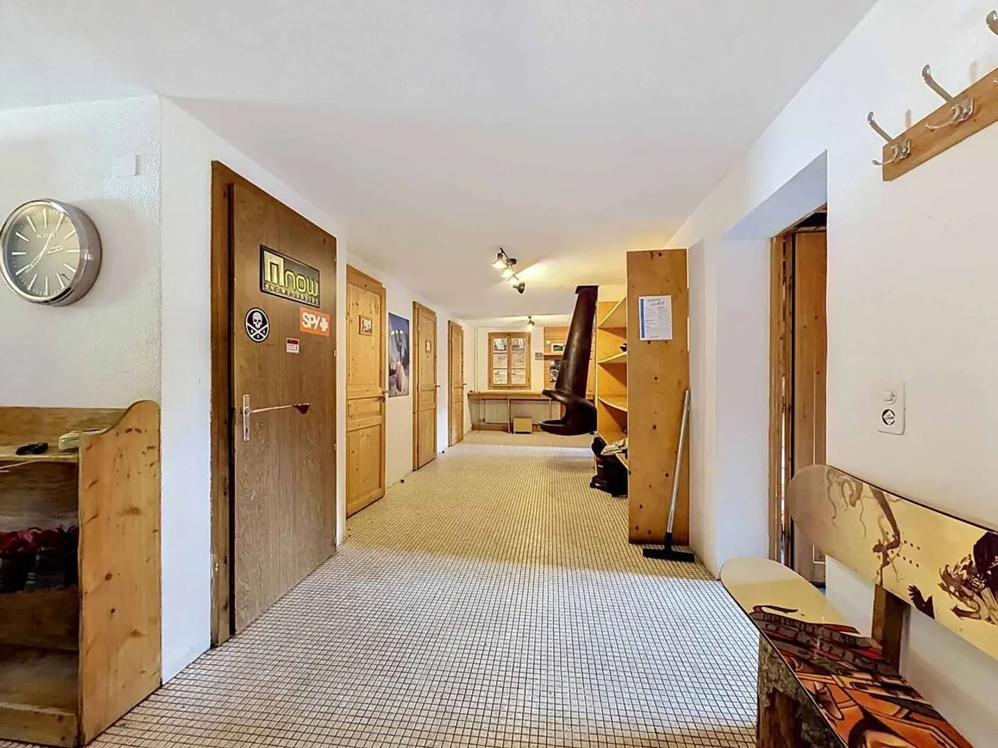 Authentic mountain chalet with large accommodation capacity - Photo 6 of 13