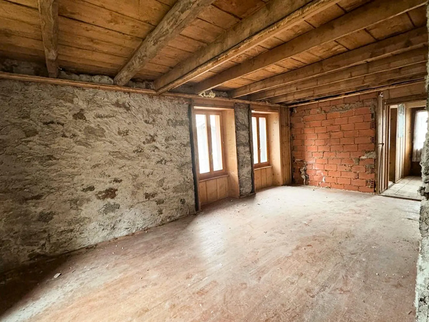 Edificio residenziale 5 stanze - Foto 4 di 6