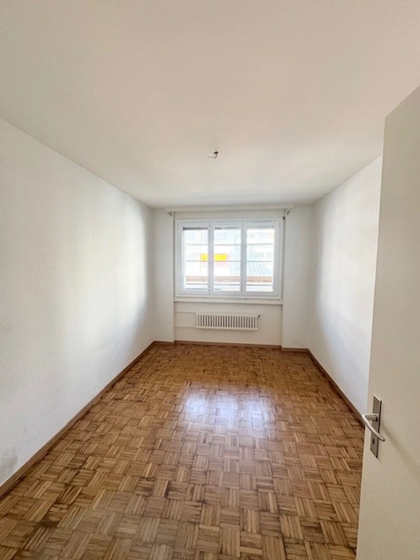 3.5 Room Apartment - Photo 6 of 6