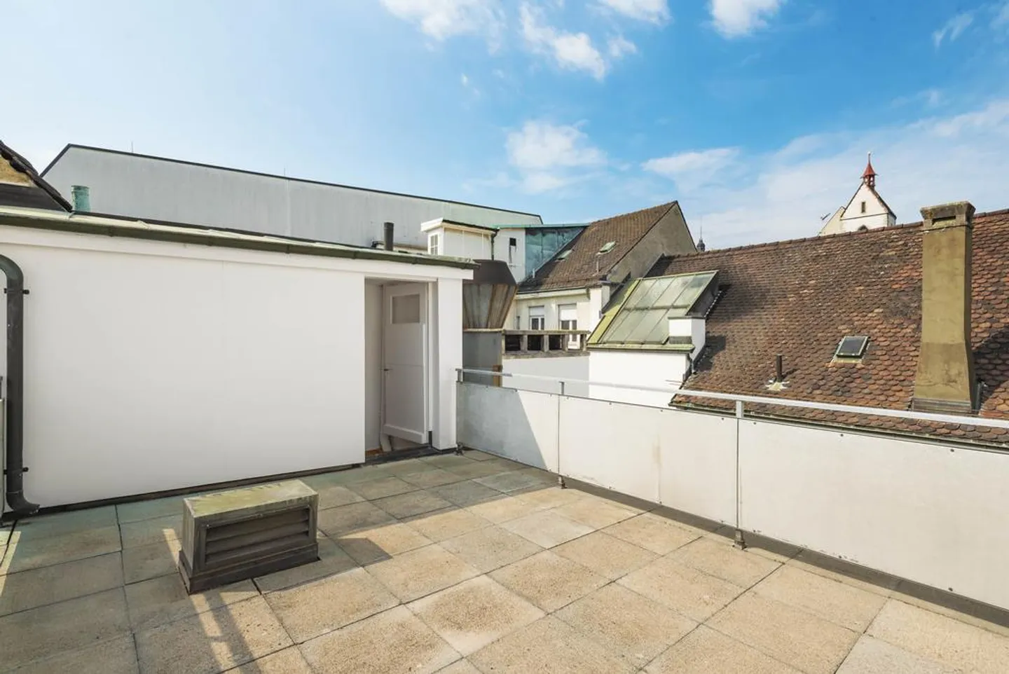 Wohnung im Herzen der Stadt Basel mit grosszügiger Dachterrasse - Foto 8 von 10
