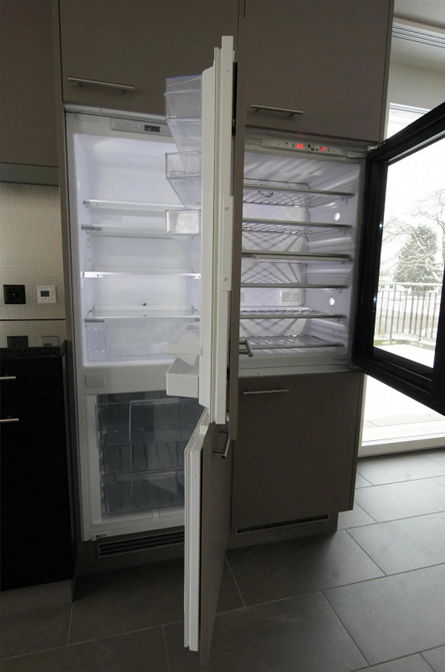 Spacious Garden Apartment at Hallwilersee in Tax-Friendly Municipality - Photo 5 of 22