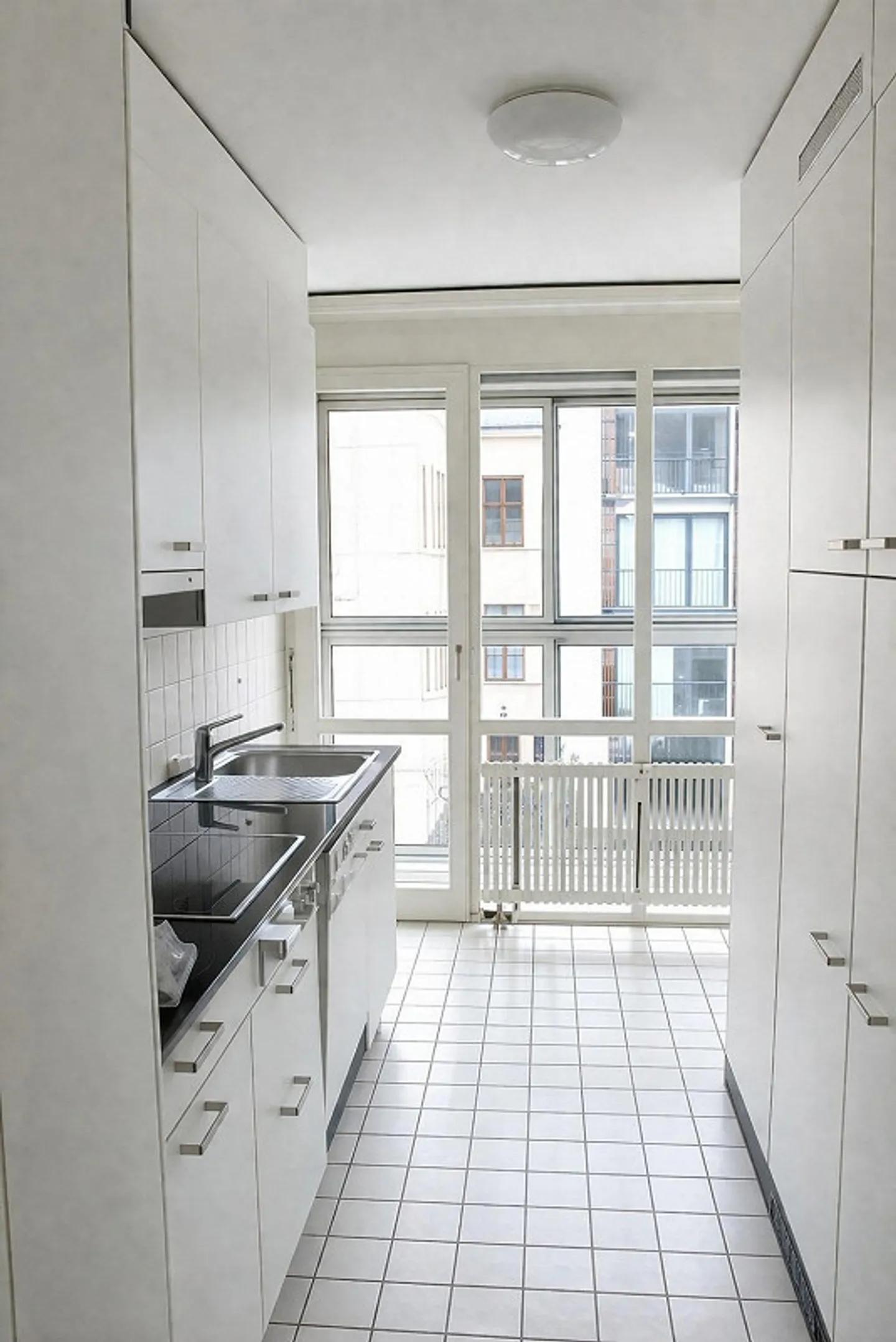 4.5 Room Apartment in Basel - Photo 8 of 9