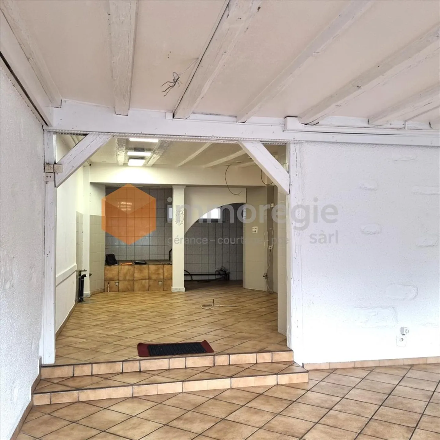 Opportunity - Commercial Restaurant on the Ground Floor - Photo 2 of 4