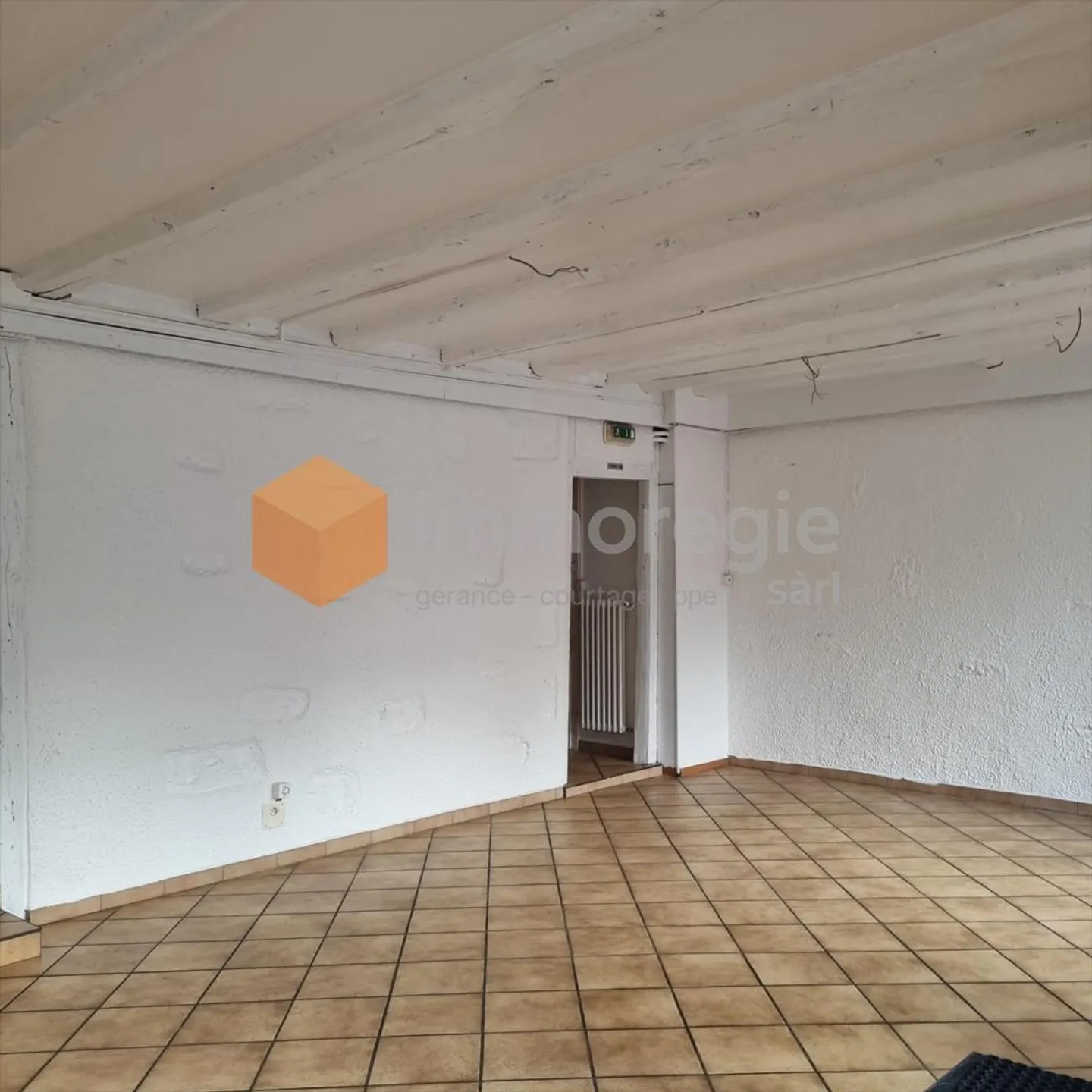 Opportunity - Commercial Restaurant on the Ground Floor - Photo 3 of 4