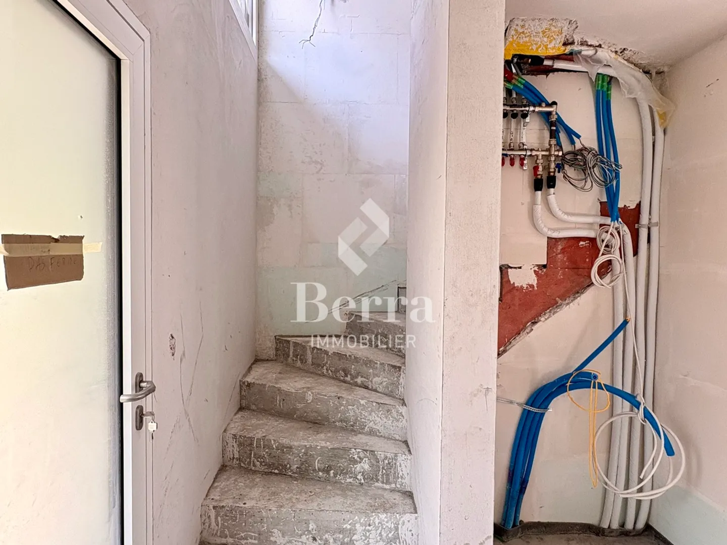Villa moderne avec vue imprenable - Photo 12 sur 17