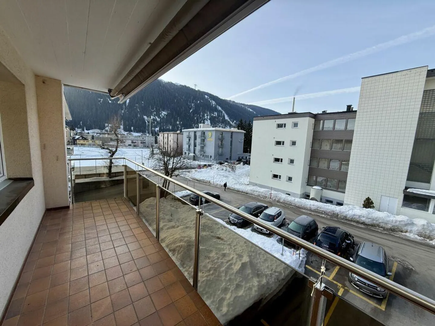 Superbe appartement de 4,5 pièces rénové à louer à long terme - Photo 5 sur 6