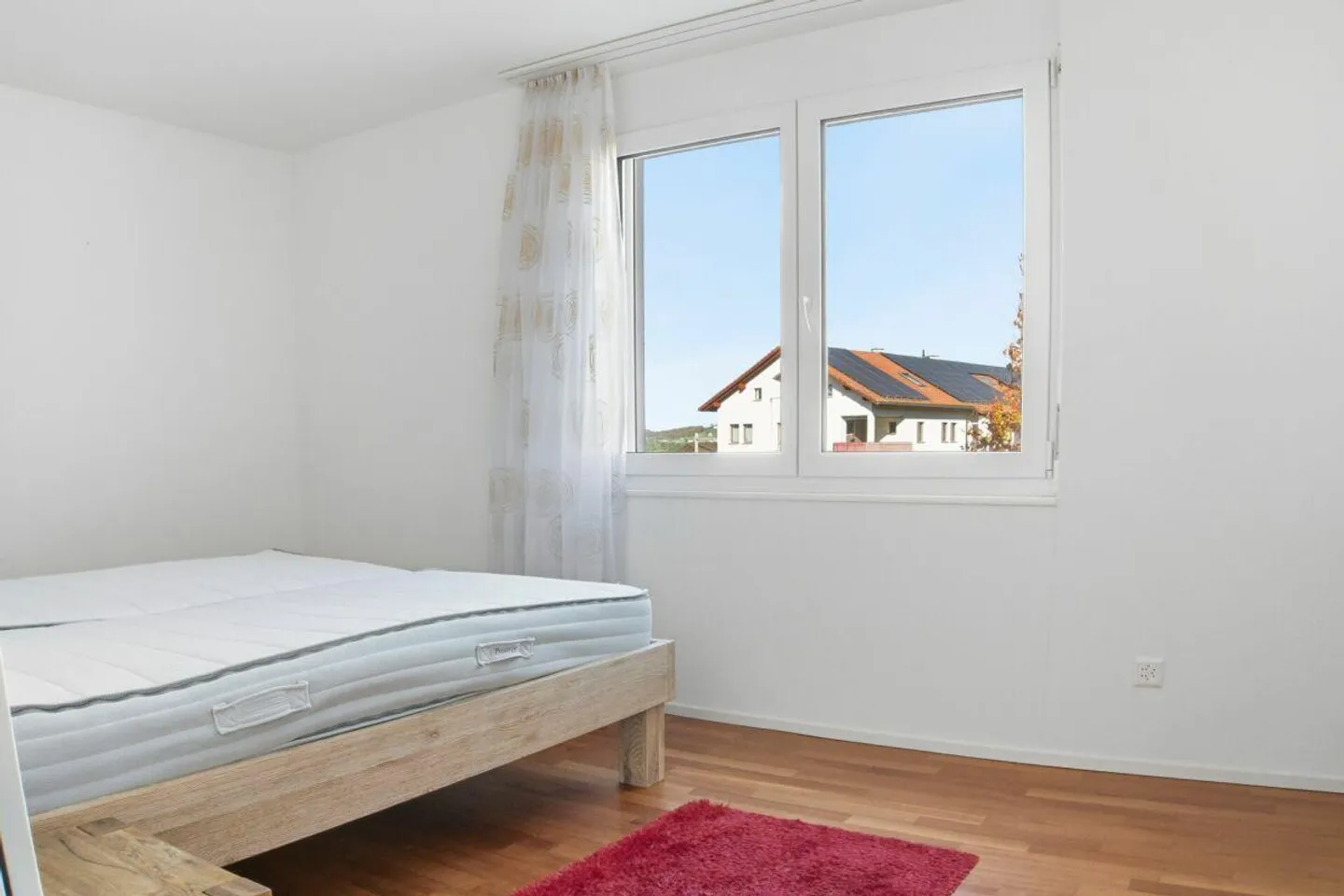 Stilvolle 4.5 Zimmer- Wohnung im Herzen von Sirnach - Foto 6 von 12