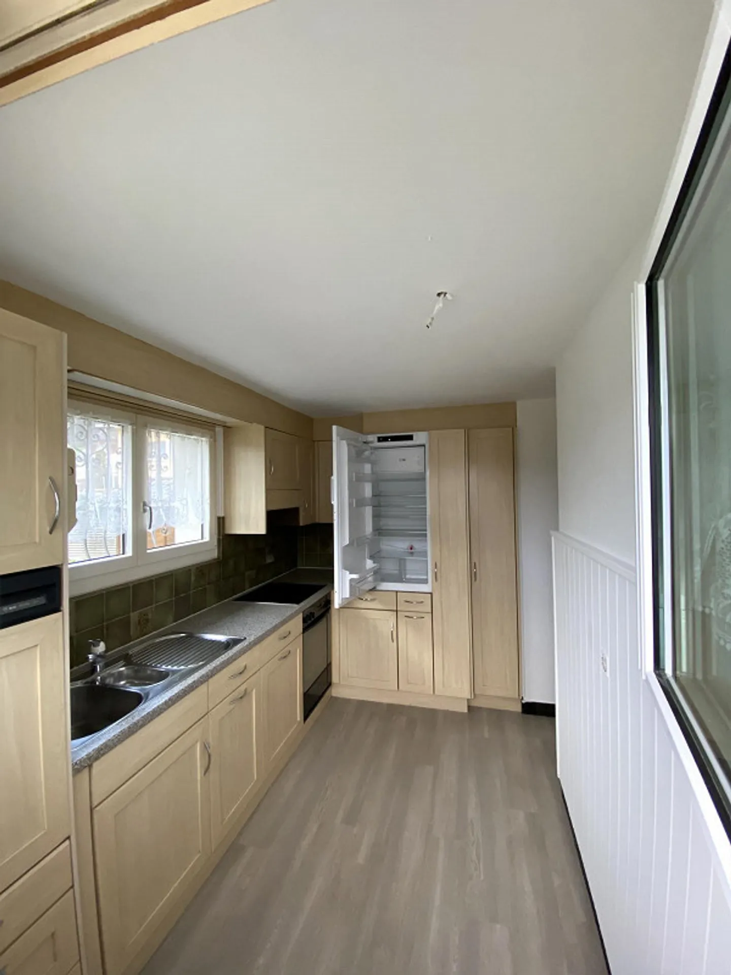 5.5 Room Single Family House in Mägenwil - Photo 6 of 7