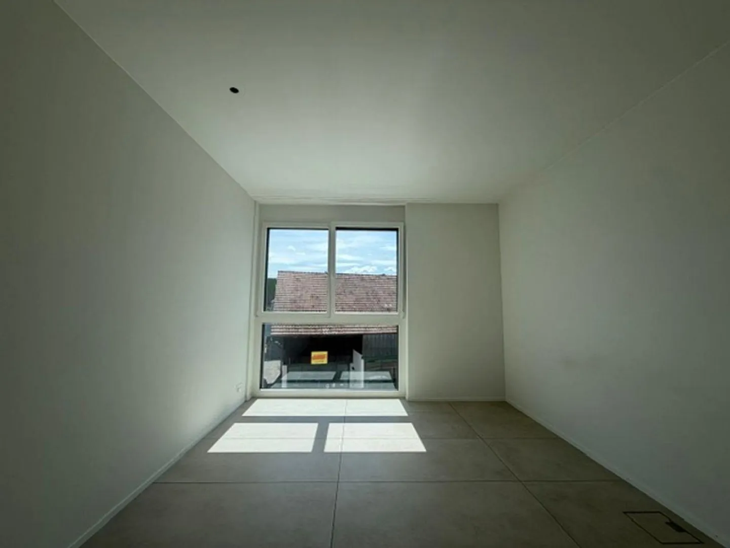 Modern, nearly new 4.5-room apartment for rent in Therwil - Photo 11 of 13