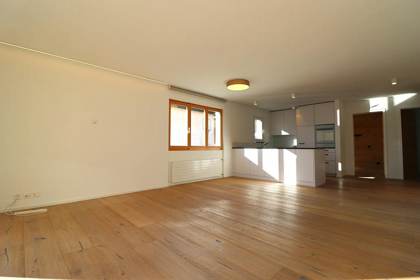 Freshly renovated holiday apartment - Photo 3 of 16