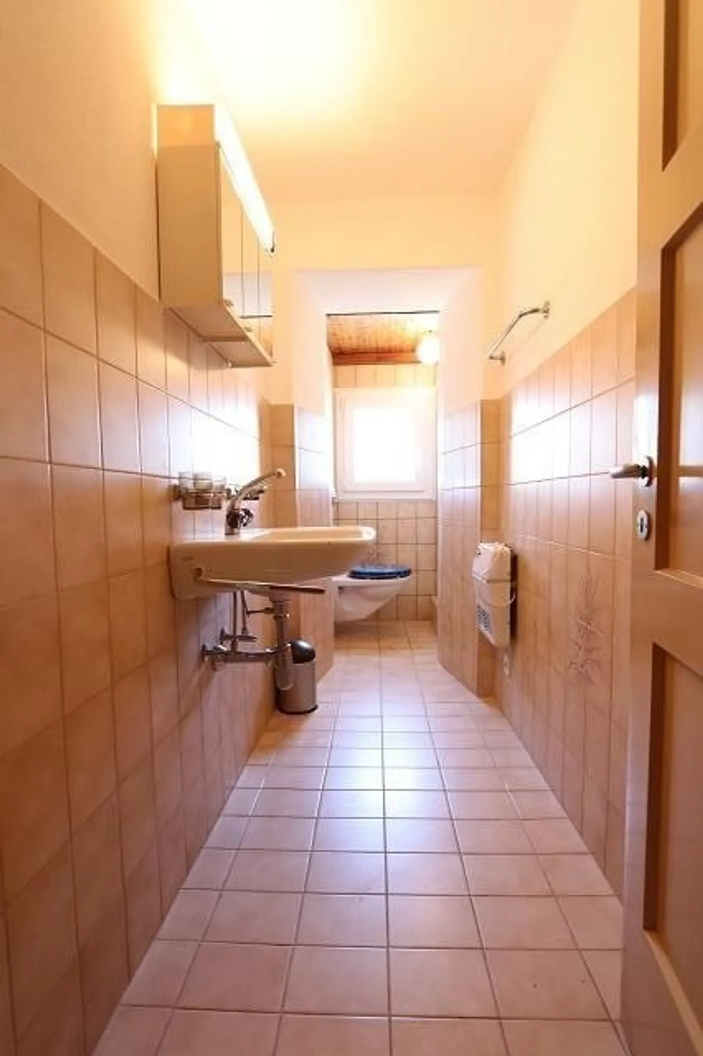 7 1/2-Room Single-Family House with Garden - Photo 16 of 24