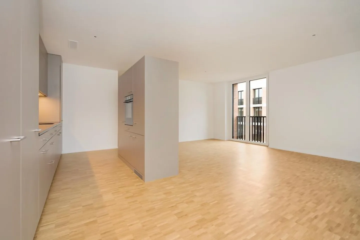 Luminoso appartamento di 4,5 stanze in un nuovo edificio, Zofingen - Foto 3 di 11