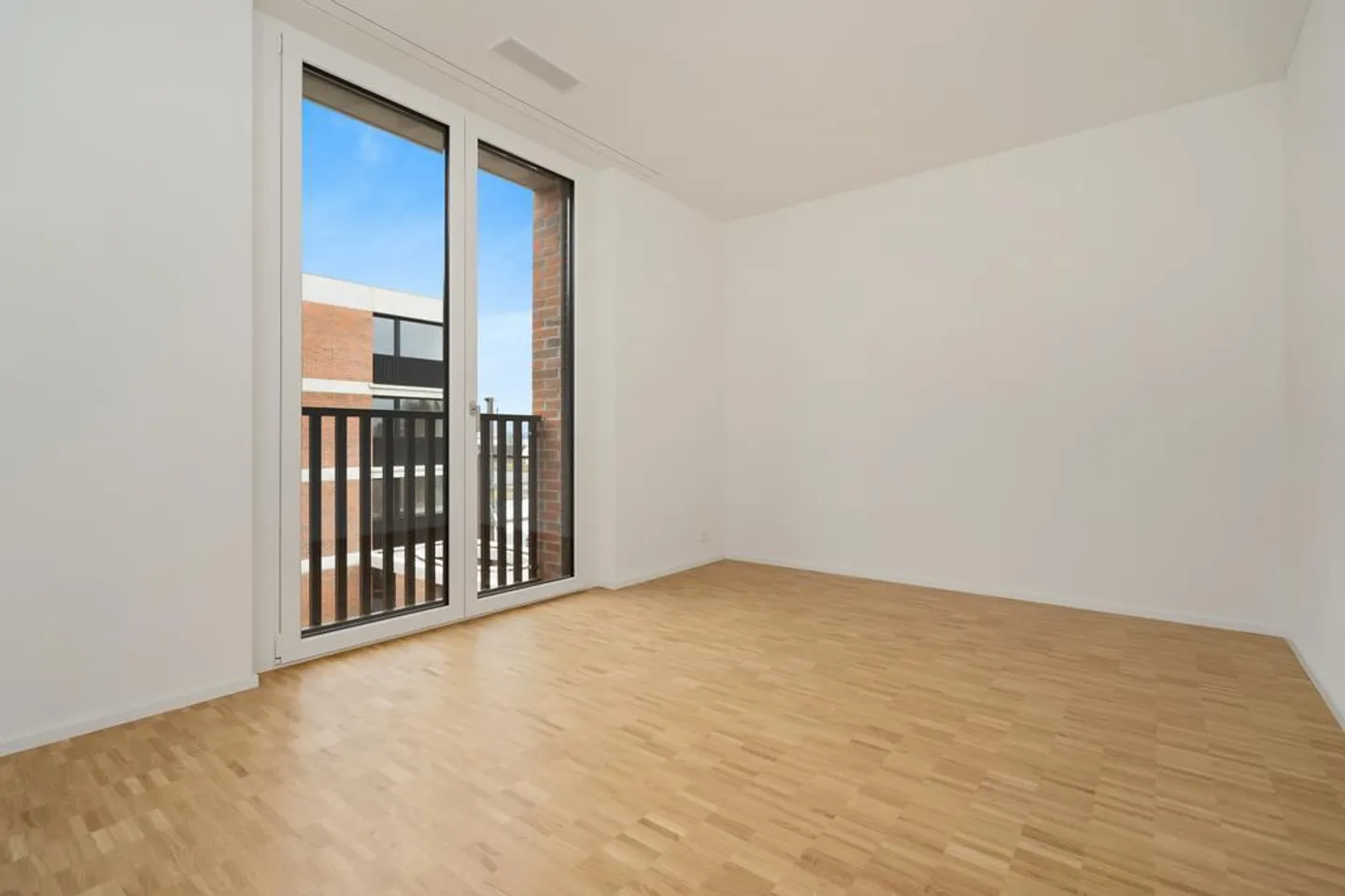 Luminoso appartamento di 4,5 stanze in un nuovo edificio, Zofingen - Foto 5 di 11