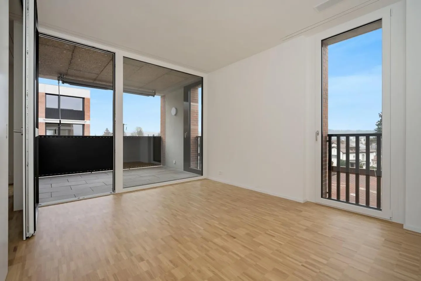 Luminoso appartamento di 4,5 stanze in un nuovo edificio, Zofingen - Foto 7 di 11