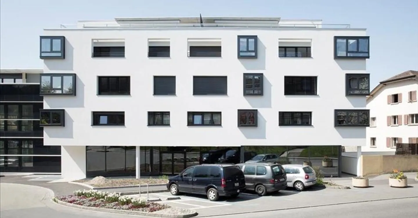 Close to Airport, recent building - Photo 1 of 7