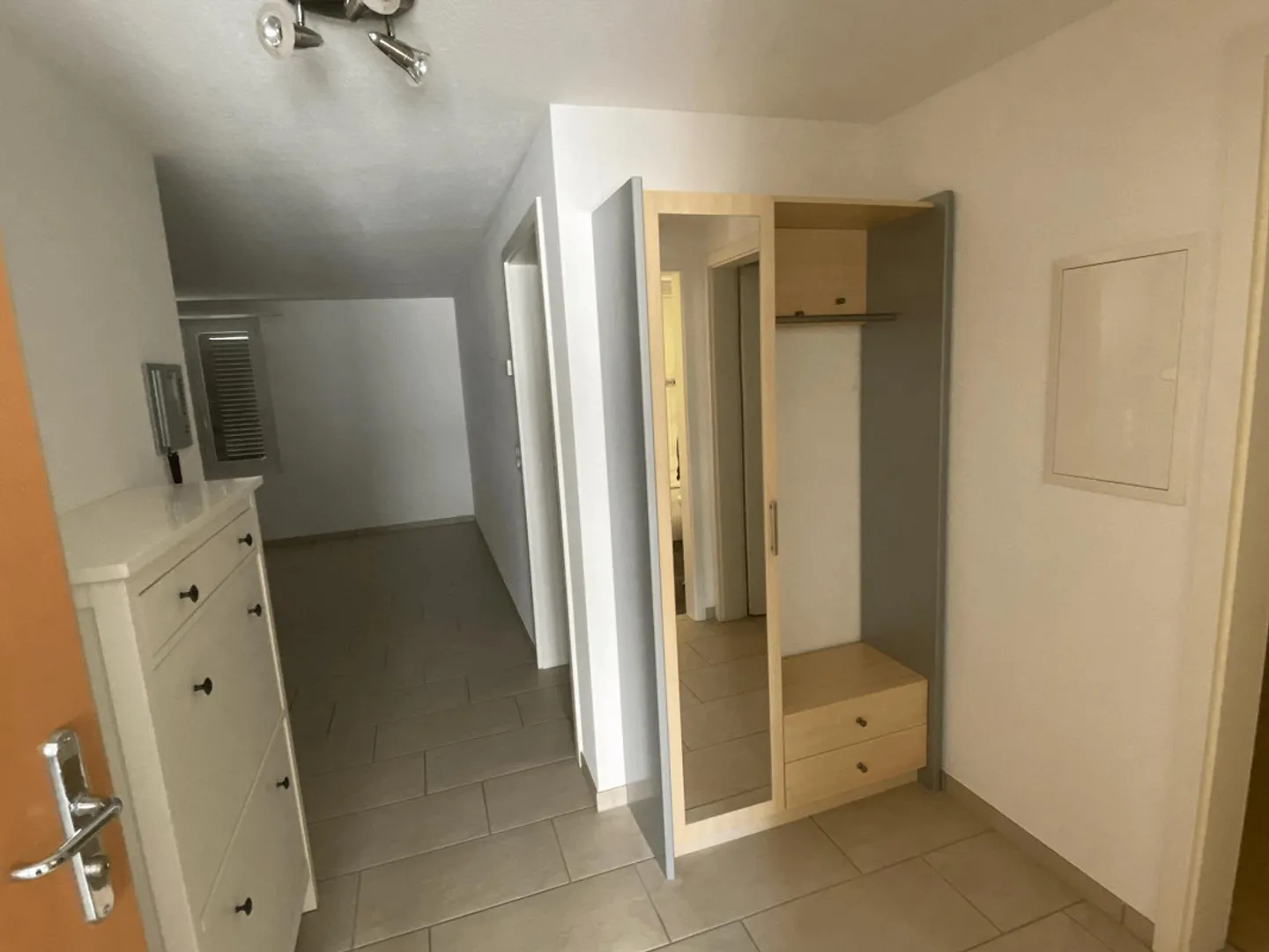 Centrally Located 3 1/2 Room Apartment - Photo 1 of 10