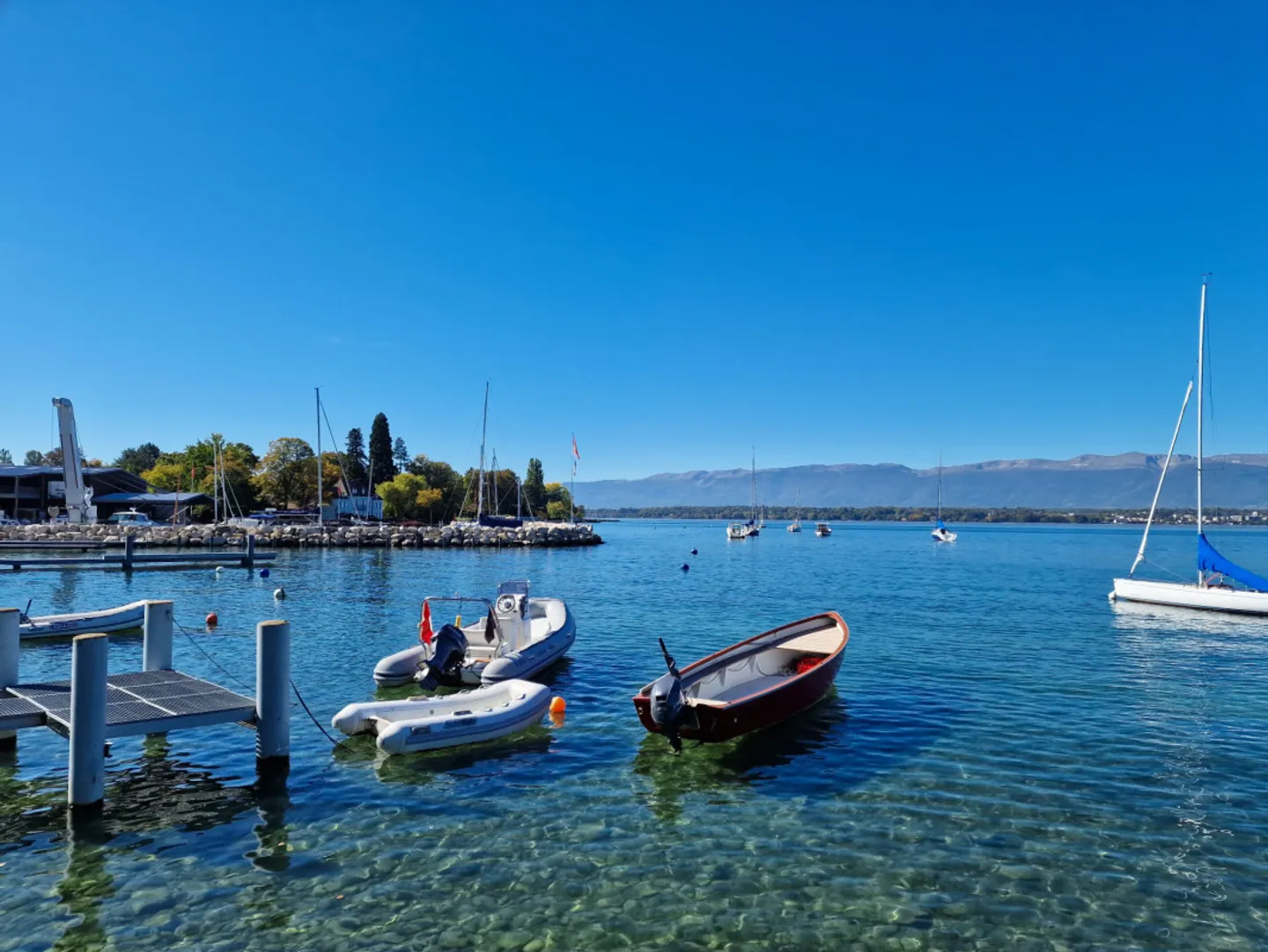 Corsier Centre, Garden Apartment, Magnificent 5-room fully renovated - Photo 1 of 13