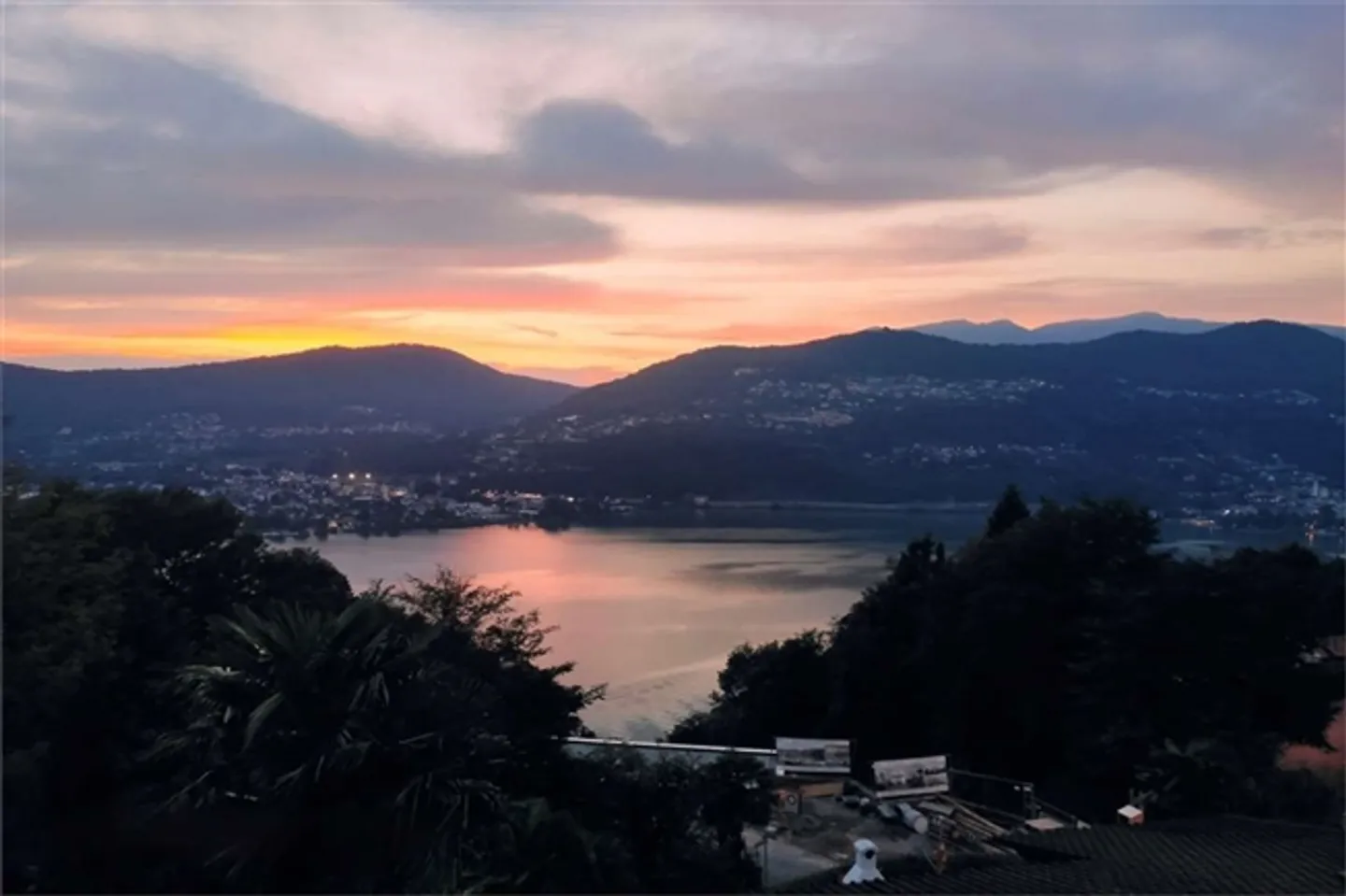 «4,5 Zimmer Duplex mit herrlichem Seeblick» - Foto 9 von 20