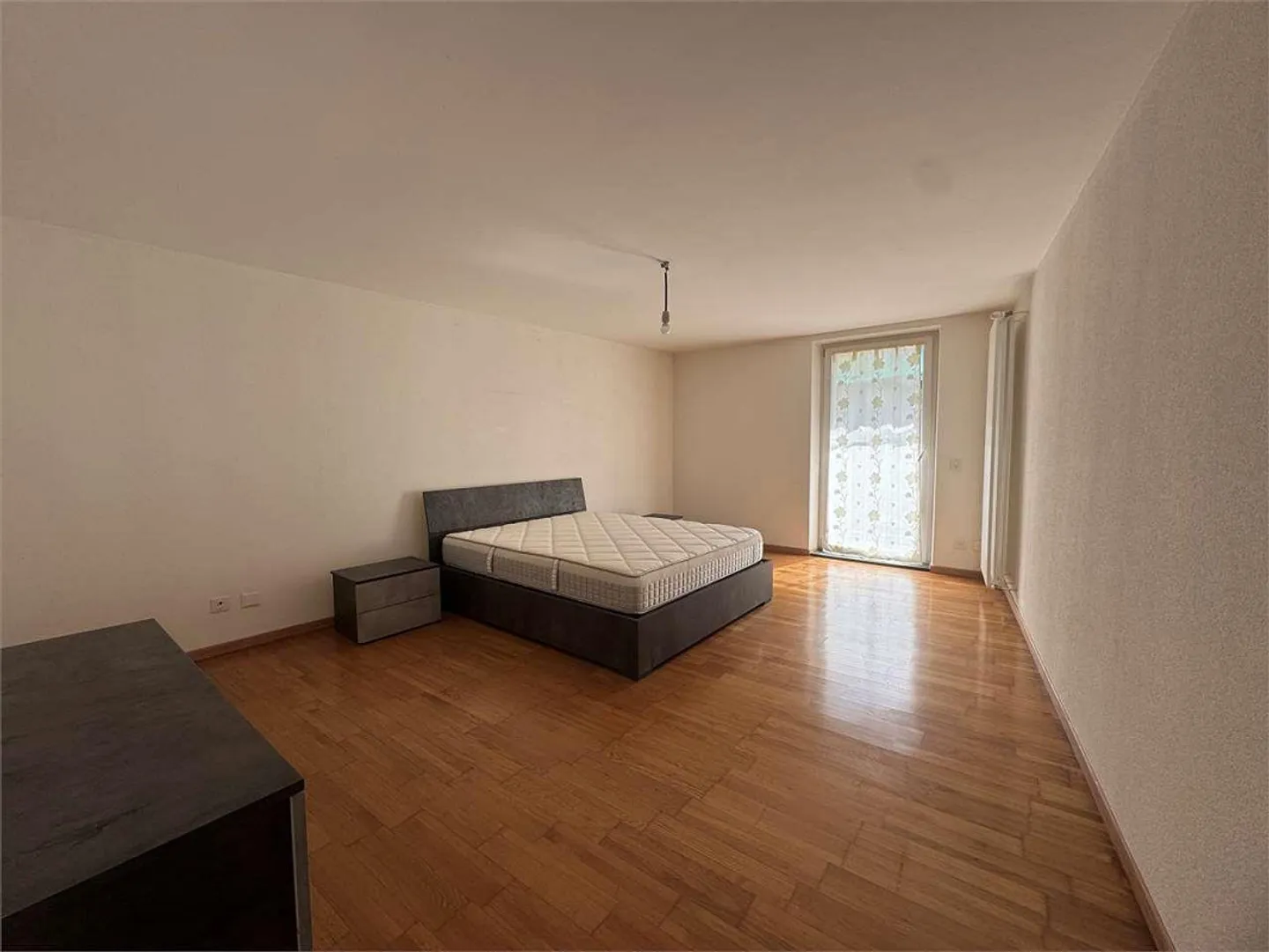 Row house surrounded by greenery with open views in San Vittore - Photo 8 of 11
