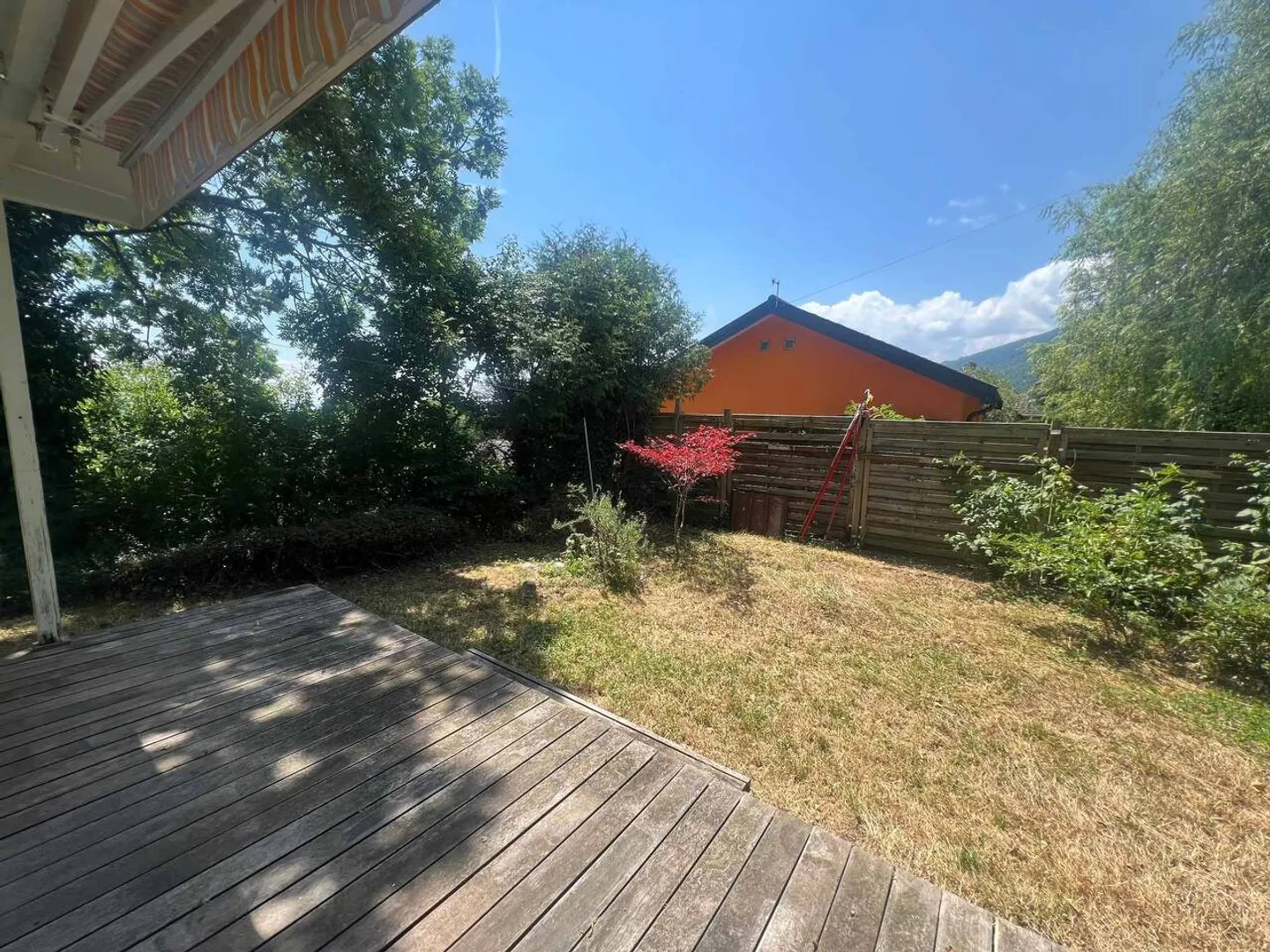 Incantevole casa indipendente con grande giardino - Foto 7 di 11