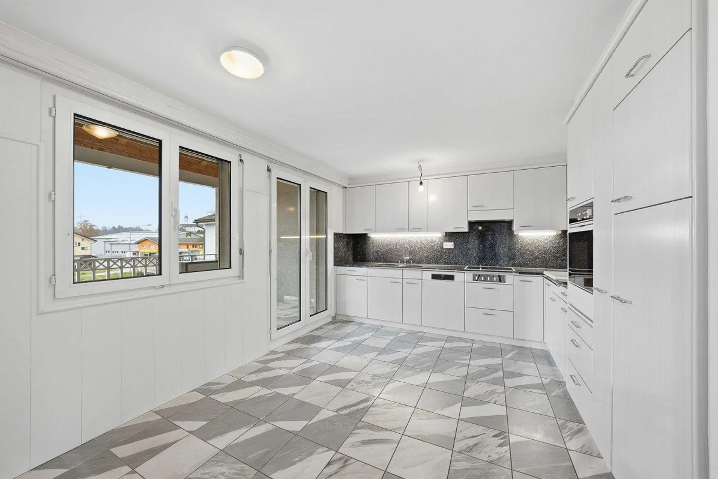 Appartamento 4.5 stanze - Foto 3 di 10