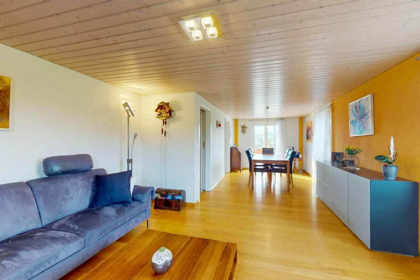 Affascinante casa residenziale con laboratorio e panorama alpino - Foto 10 di 18