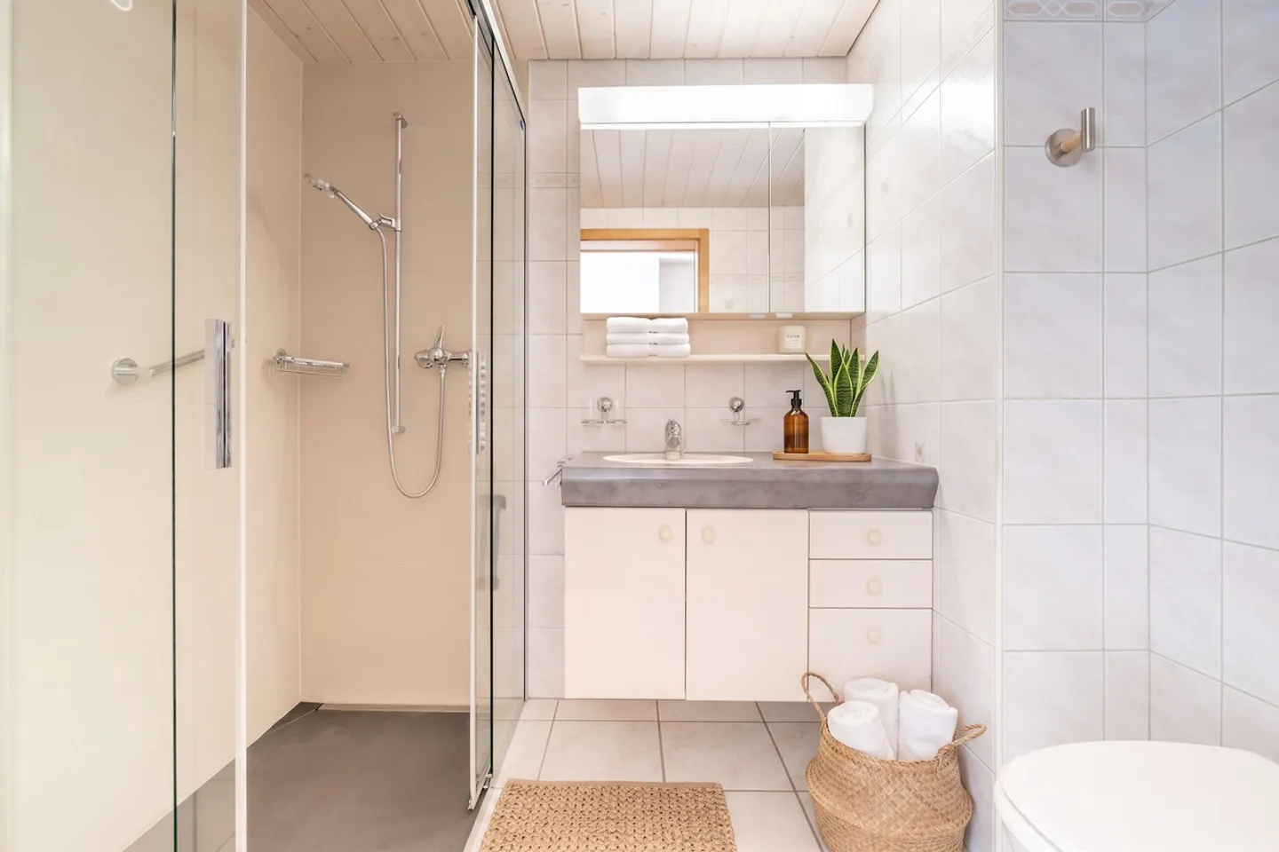 Einziehen und wohlfühlen: Attraktive Wohnung an zentraler Lage - Foto 6 di 9