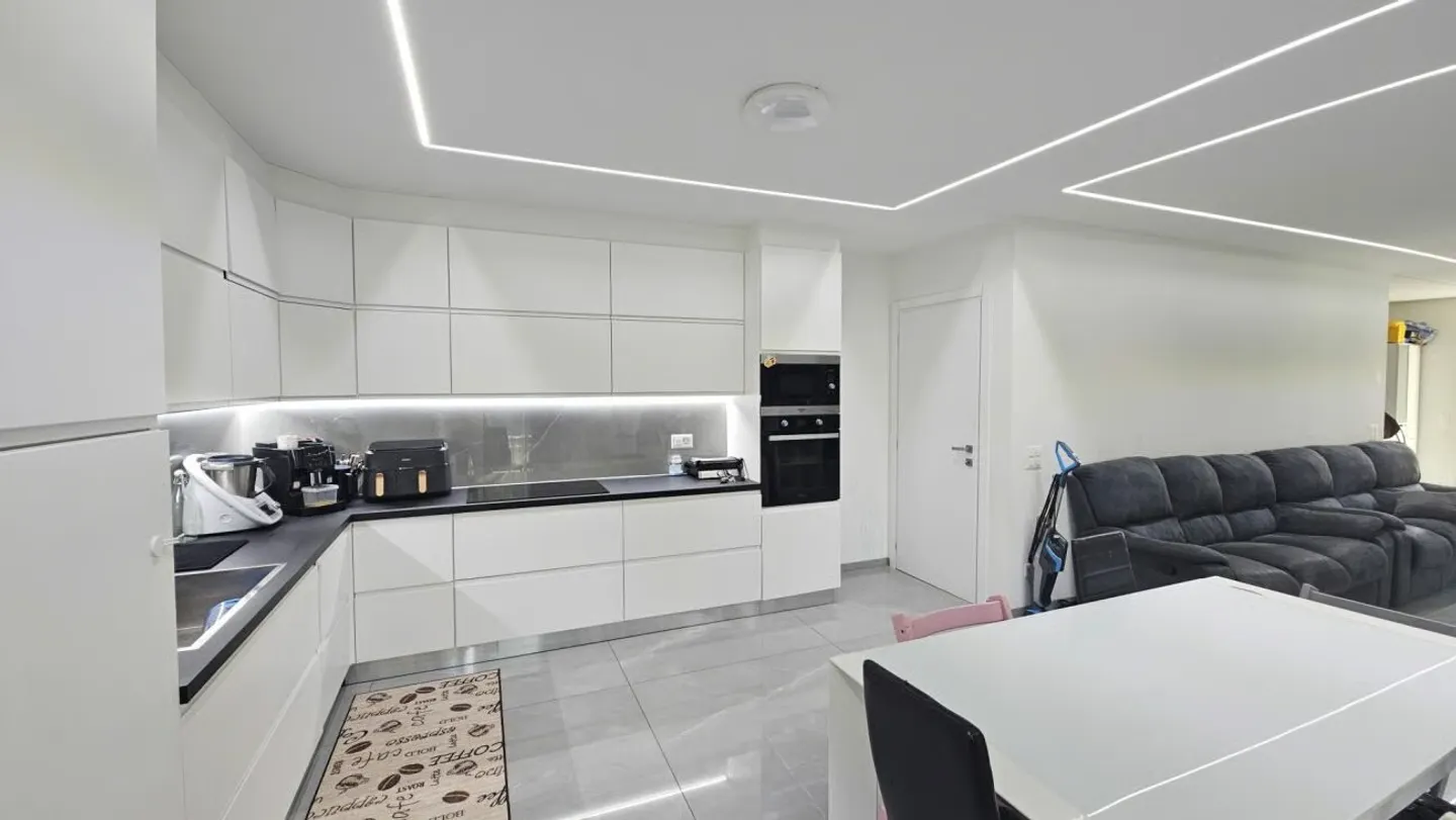 BEAUTIFUL SINGLE-FAMILY HOUSE IN OSOGNA - Photo 7 of 20