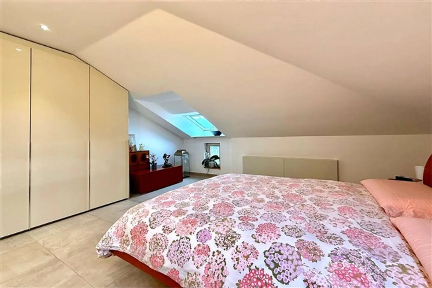 «4,5 Zimmer Duplex mit herrlichem Seeblick» - Foto 20 von 20