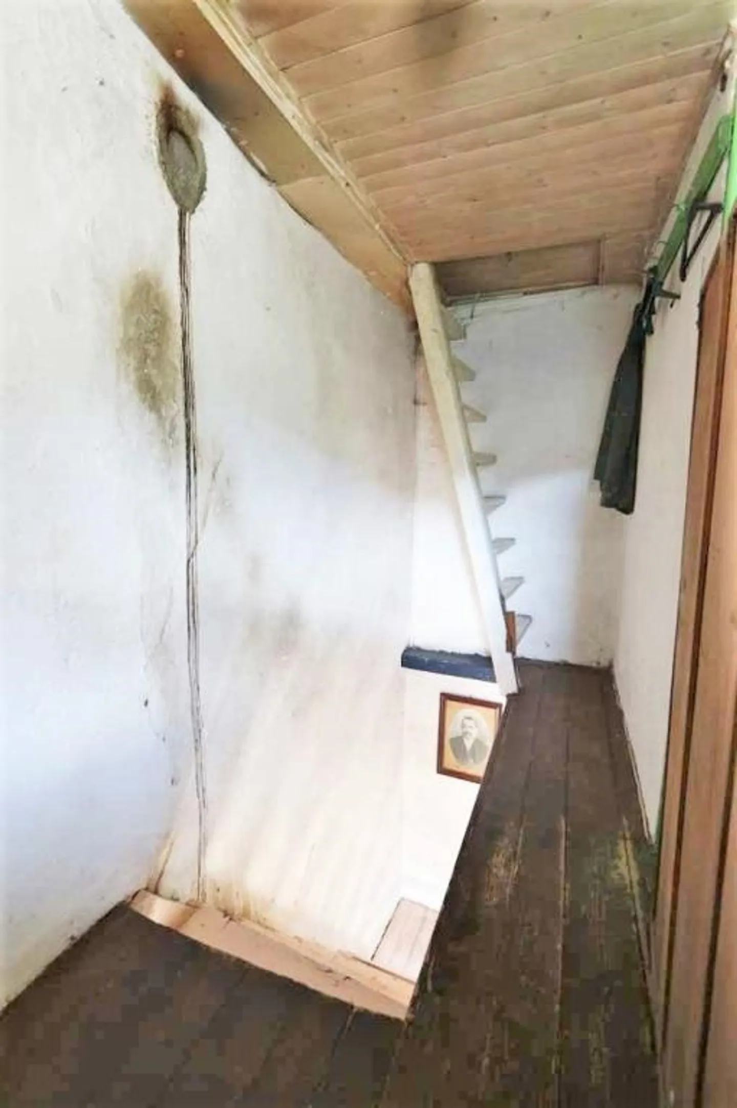 Casa di villaggio di 3 1/2 locali con balcone e vista da ristrutturare - Foto 8 di 15