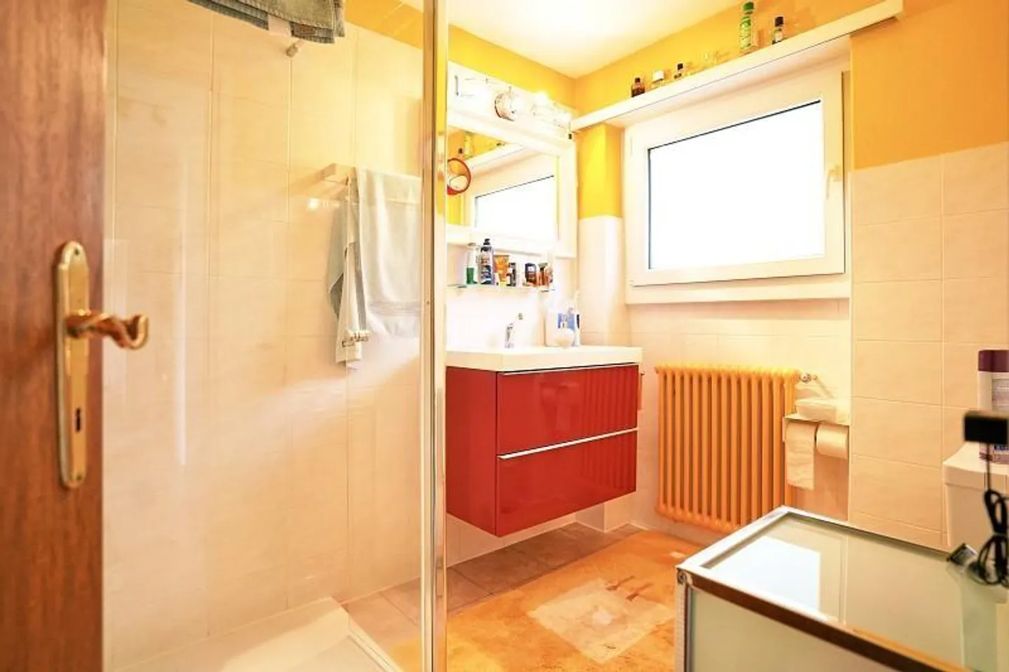 4 1/2-Room Villa with Swimming Pool and Beautiful Garden - Photo 12 of 31