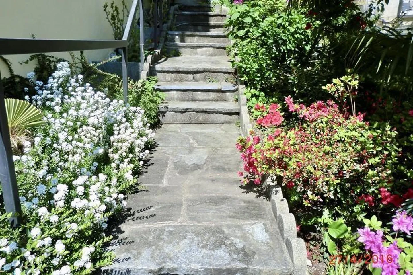 4 1/2-Room Villa with Swimming Pool and Beautiful Garden - Photo 22 of 31