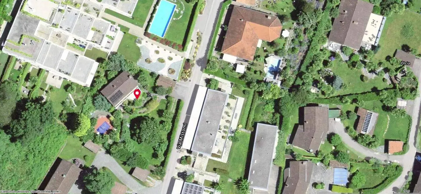 4 1/2-Room Villa with Swimming Pool and Beautiful Garden - Photo 30 of 31