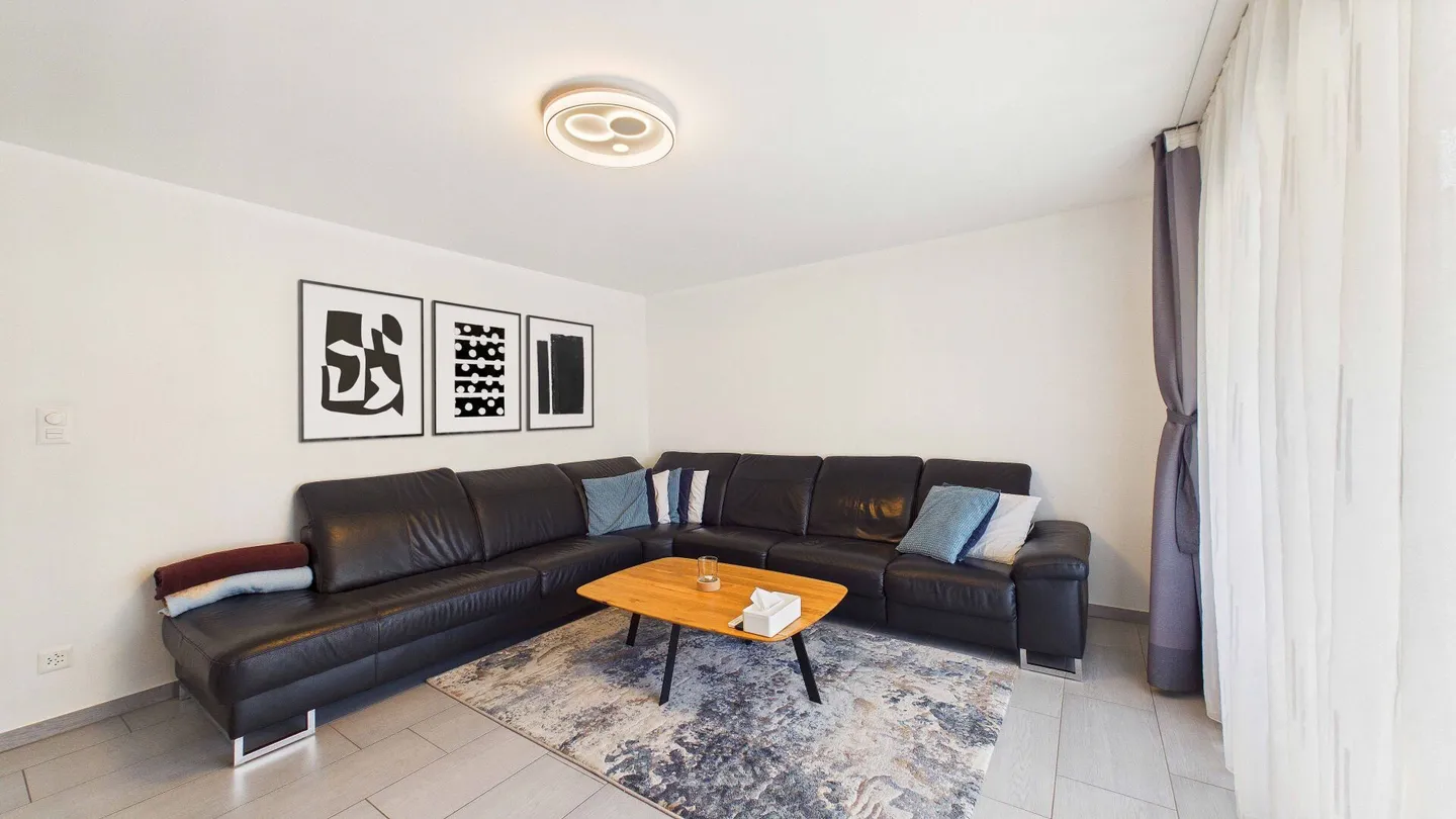 Comfortable 4.5-room apartment with practical room layout - Photo 5 of 15