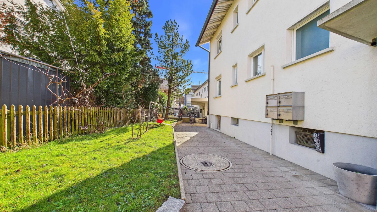 Comfortable 4.5-room apartment with practical room layout - Photo 13 of 15