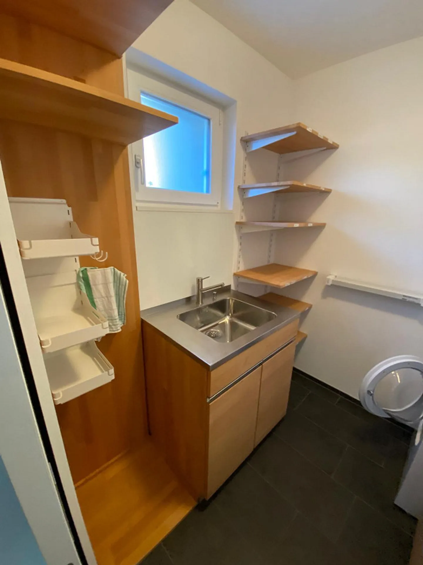 Penthouse apartment with over 100 m² terrace in the heart of Mosnang - Photo 13 of 15