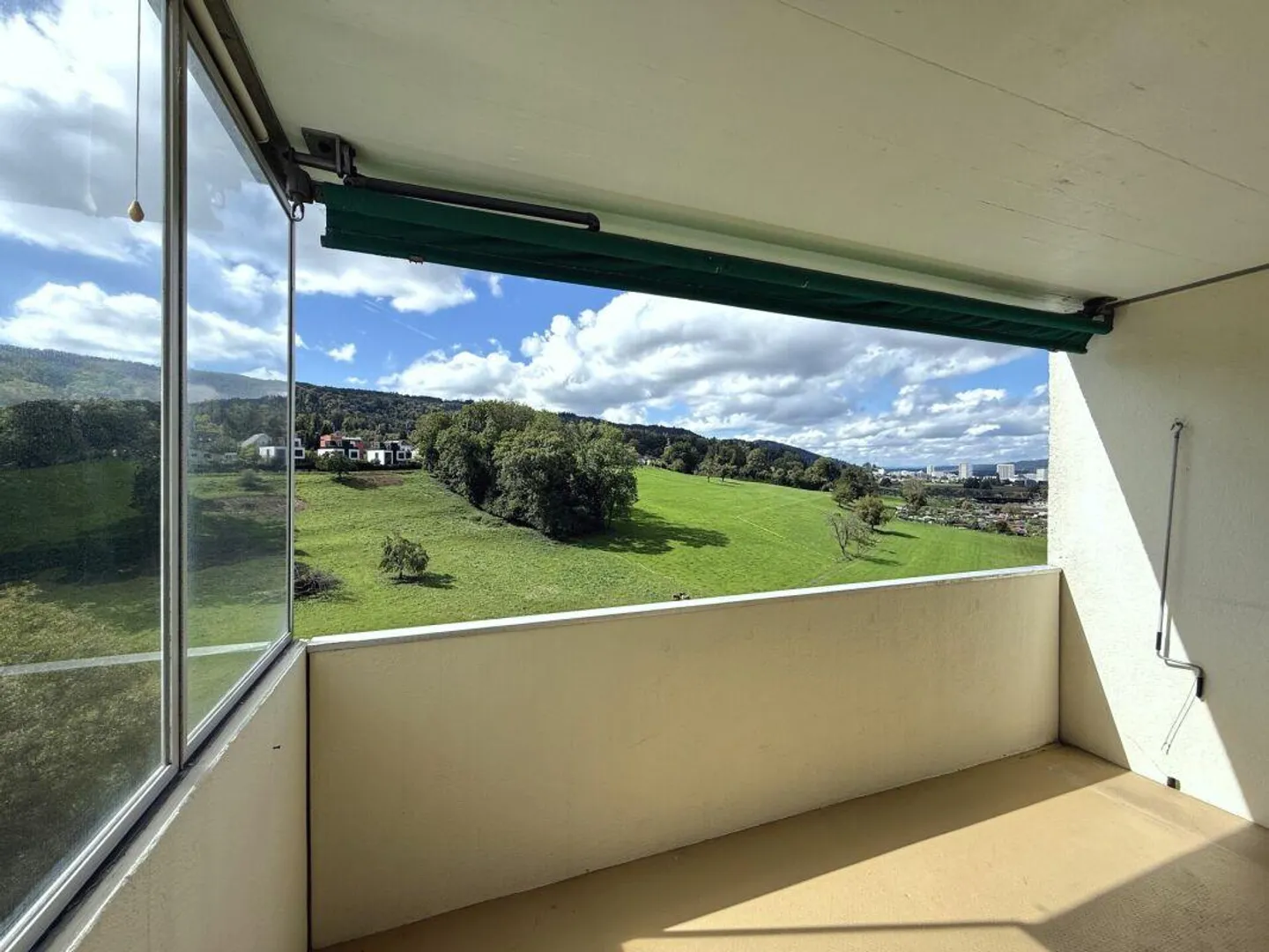 3.5-Zimmer-Wohnung mit Panoramasicht - Foto 5 von 12