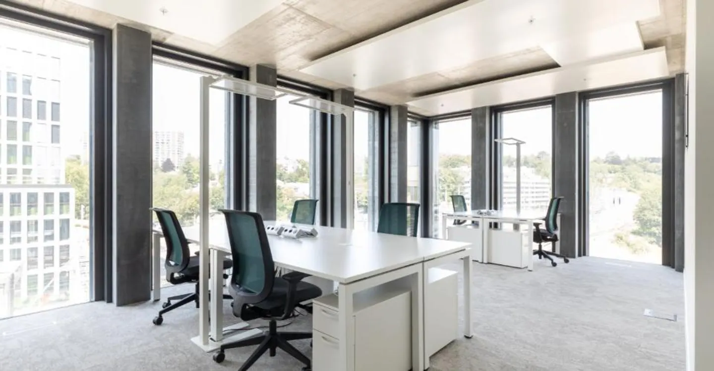 Private office for 25 at Regus Pont Rouge - Photo 1 of 10