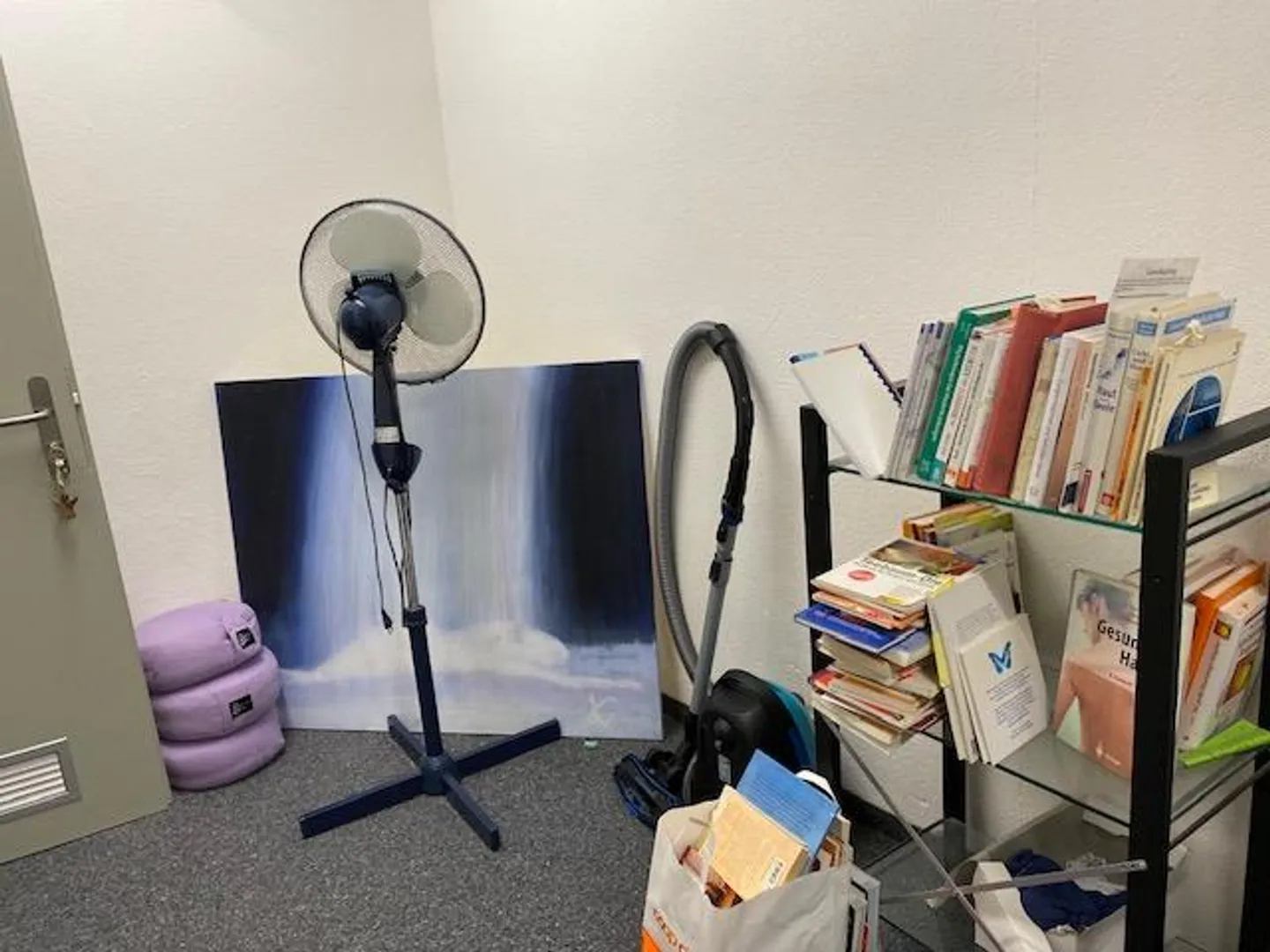 Office space including storage room - Photo 11 of 12