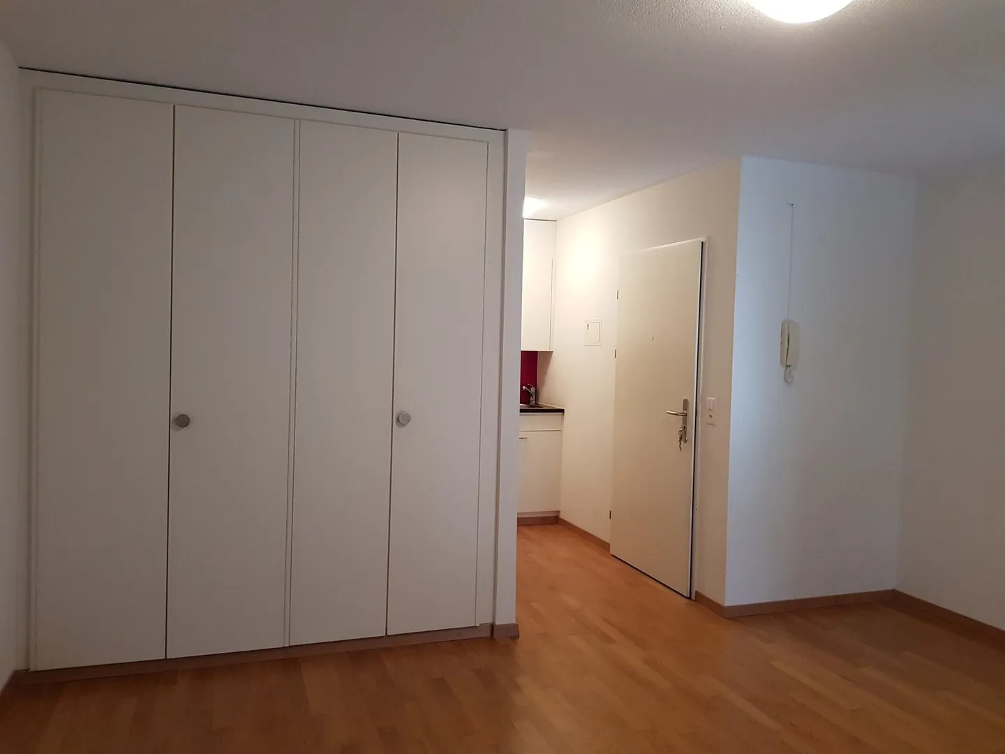 Cozy 1-room apartment with balcony in Büron - Photo 7 of 10