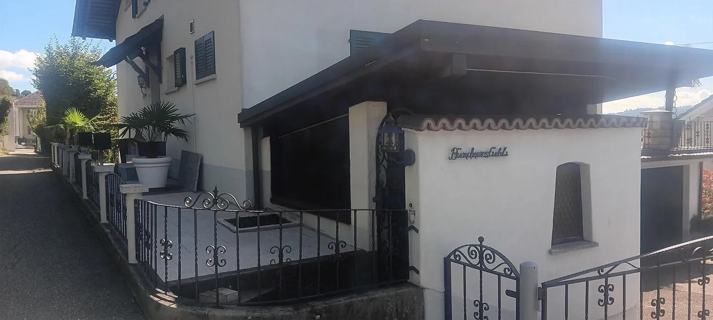 Casa a 2 generazioni o STWEG in vendita - Foto 8 di 11