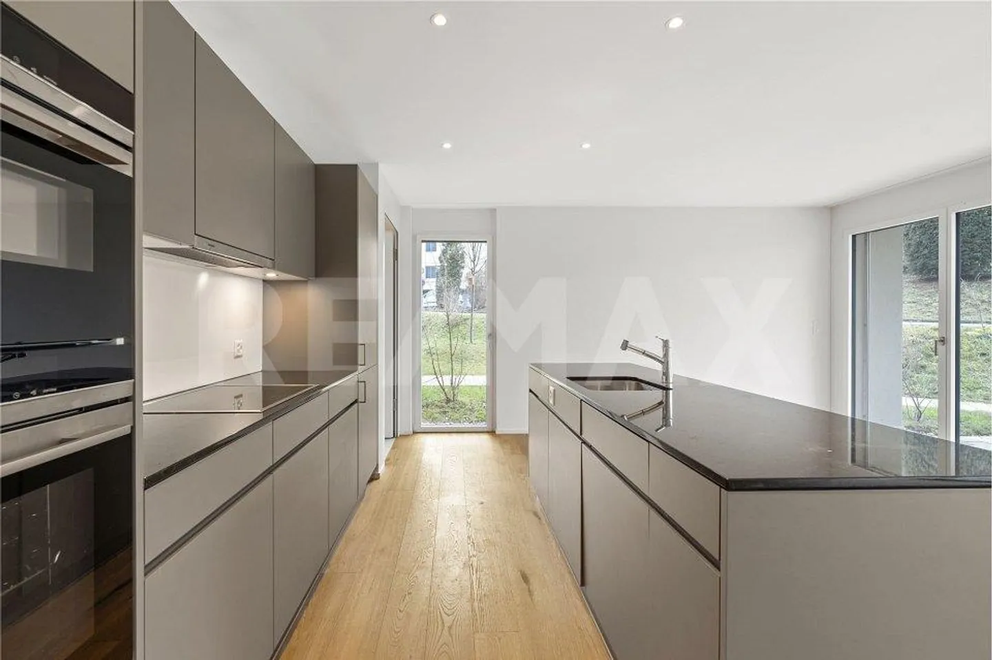 Appartement moderne avec jardin à Zwillikon - Photo 4 sur 11