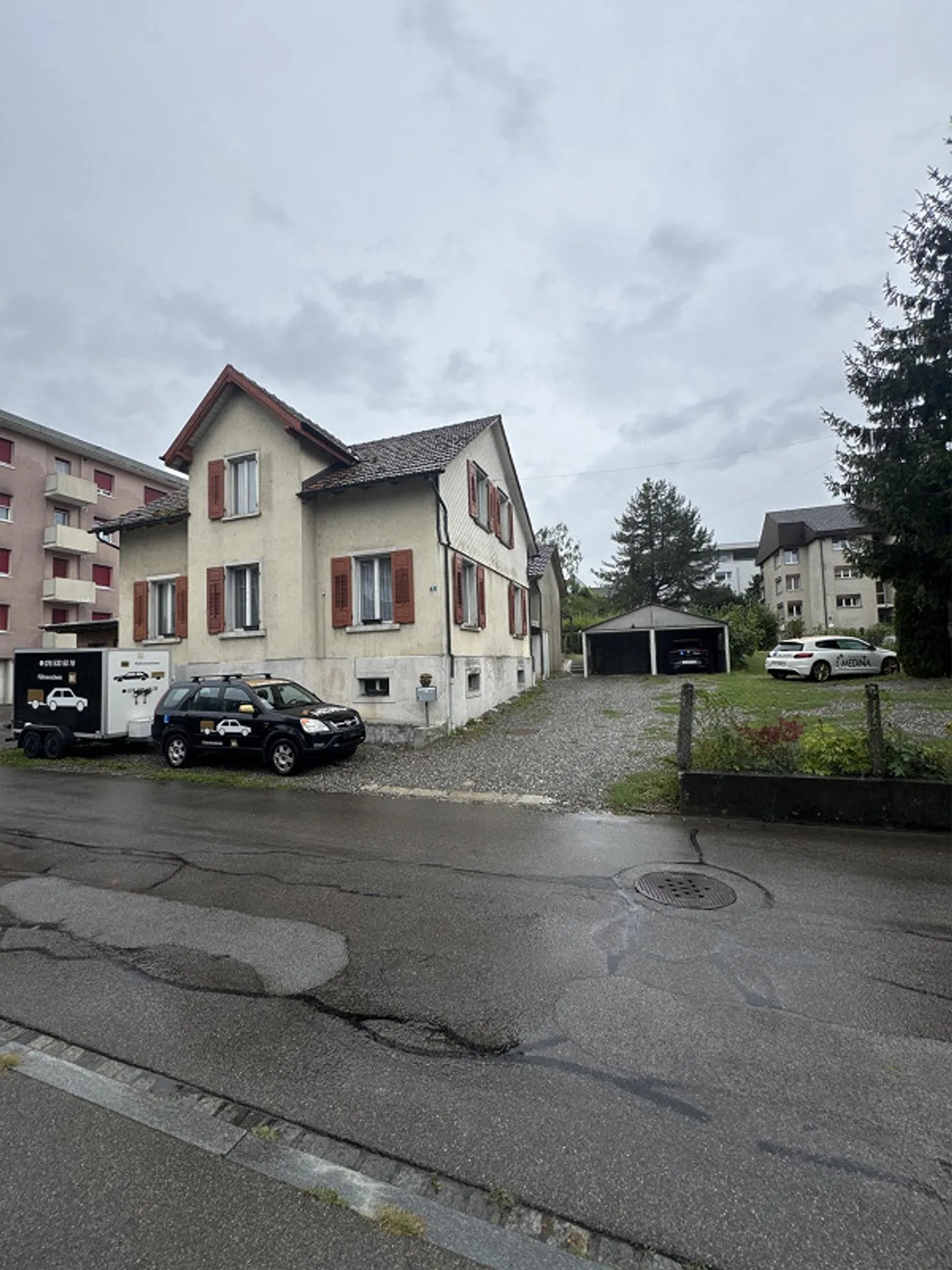 EFH 7 Camere Appartamento + Negozio/Ufficio - Foto 1 di 28