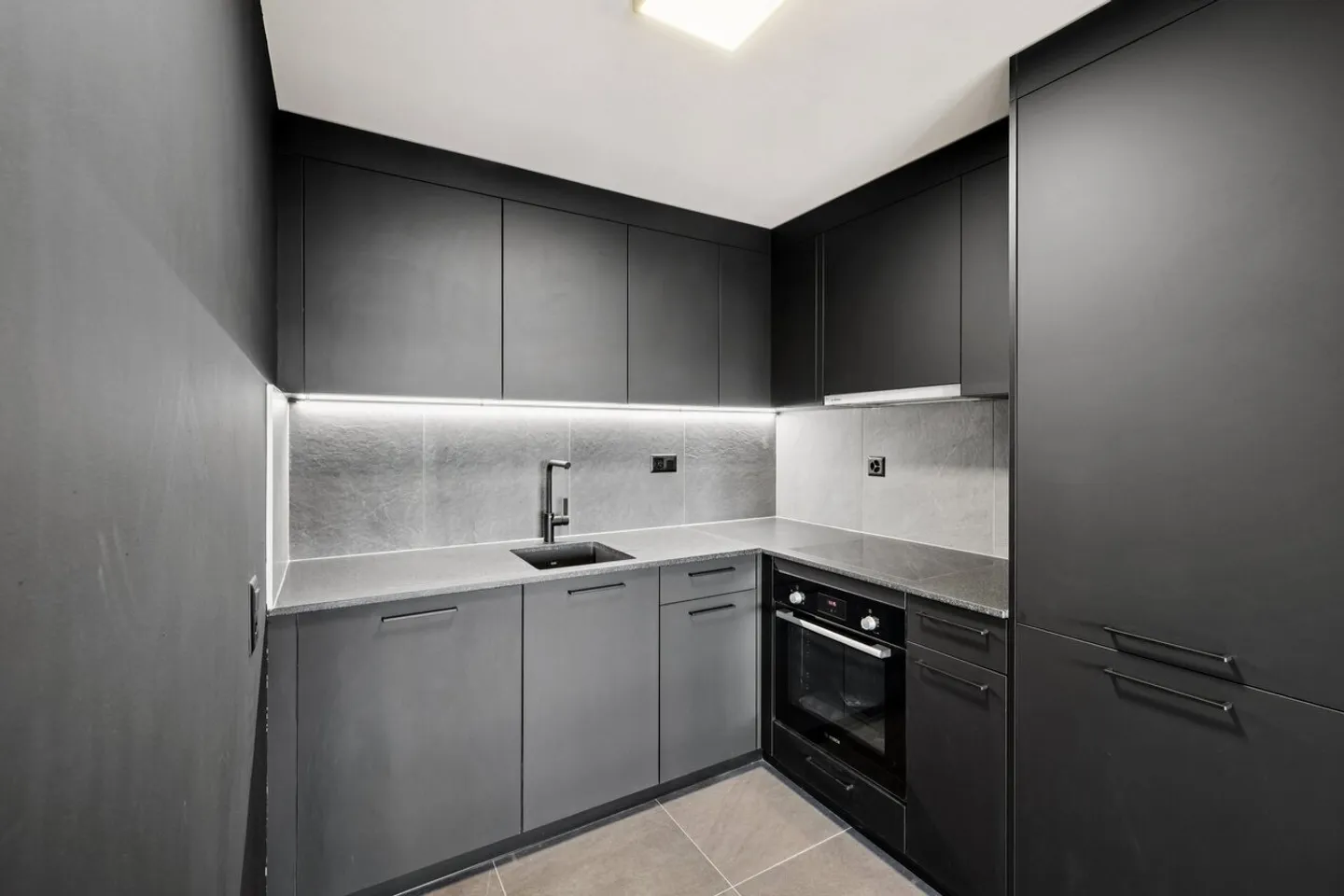 Appartamento 3.5 locali - Foto 4 di 13