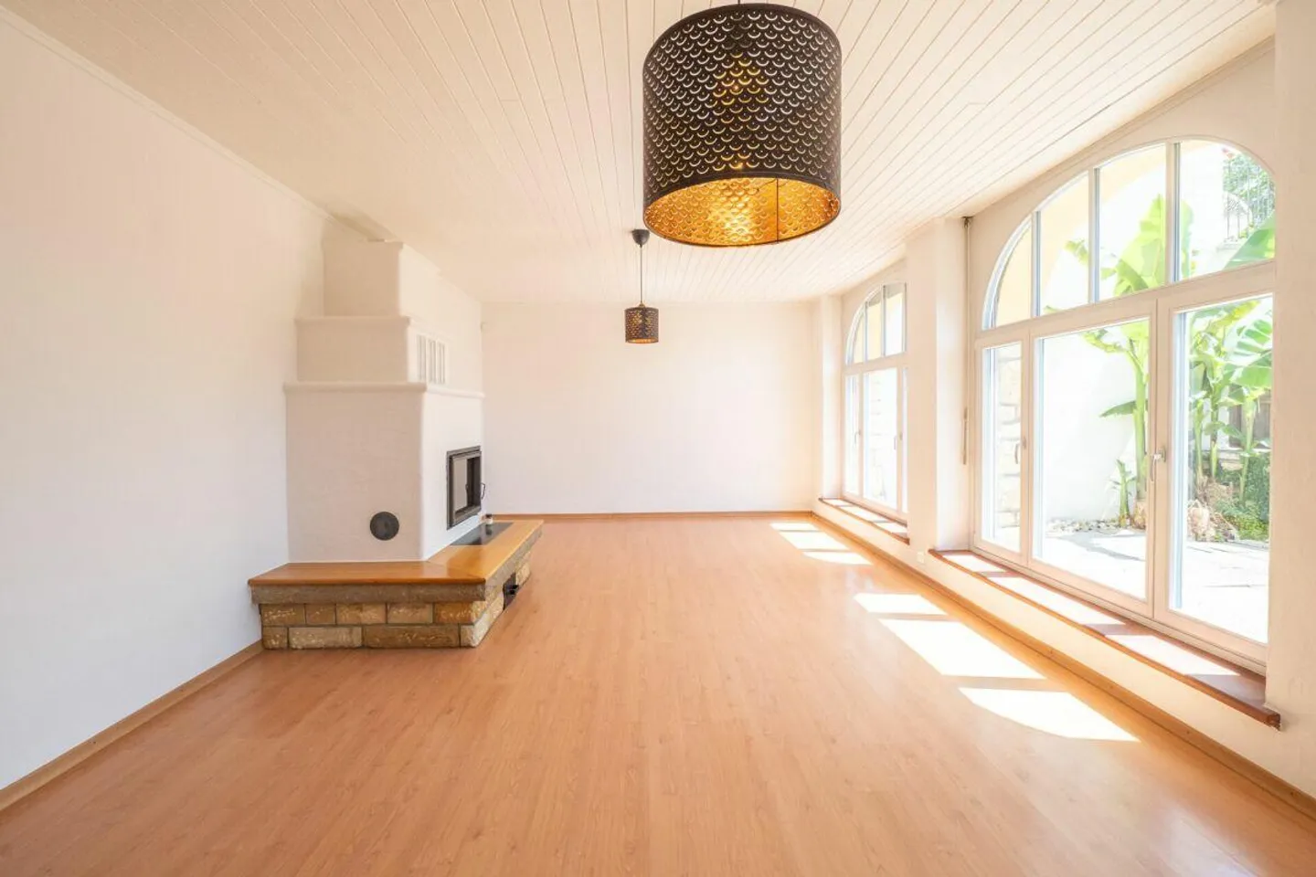 Fehr Immobiliare - Appartamento al piano terra con 4 camere vicino al lago - Foto 1 di 13