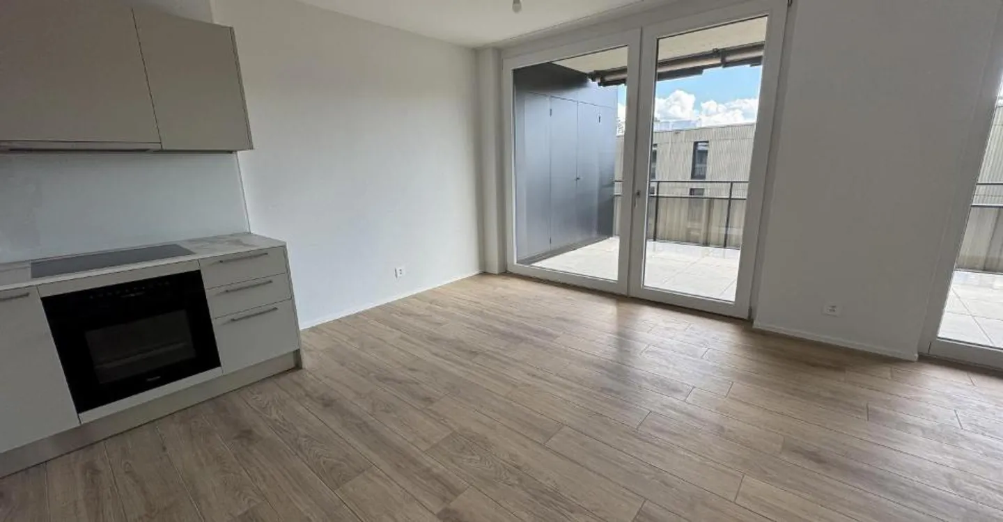 05689 - Appart. 3½ PCES - IMP. CHAMP-RIOND 22 - MATRAN - Photo 1 of 10